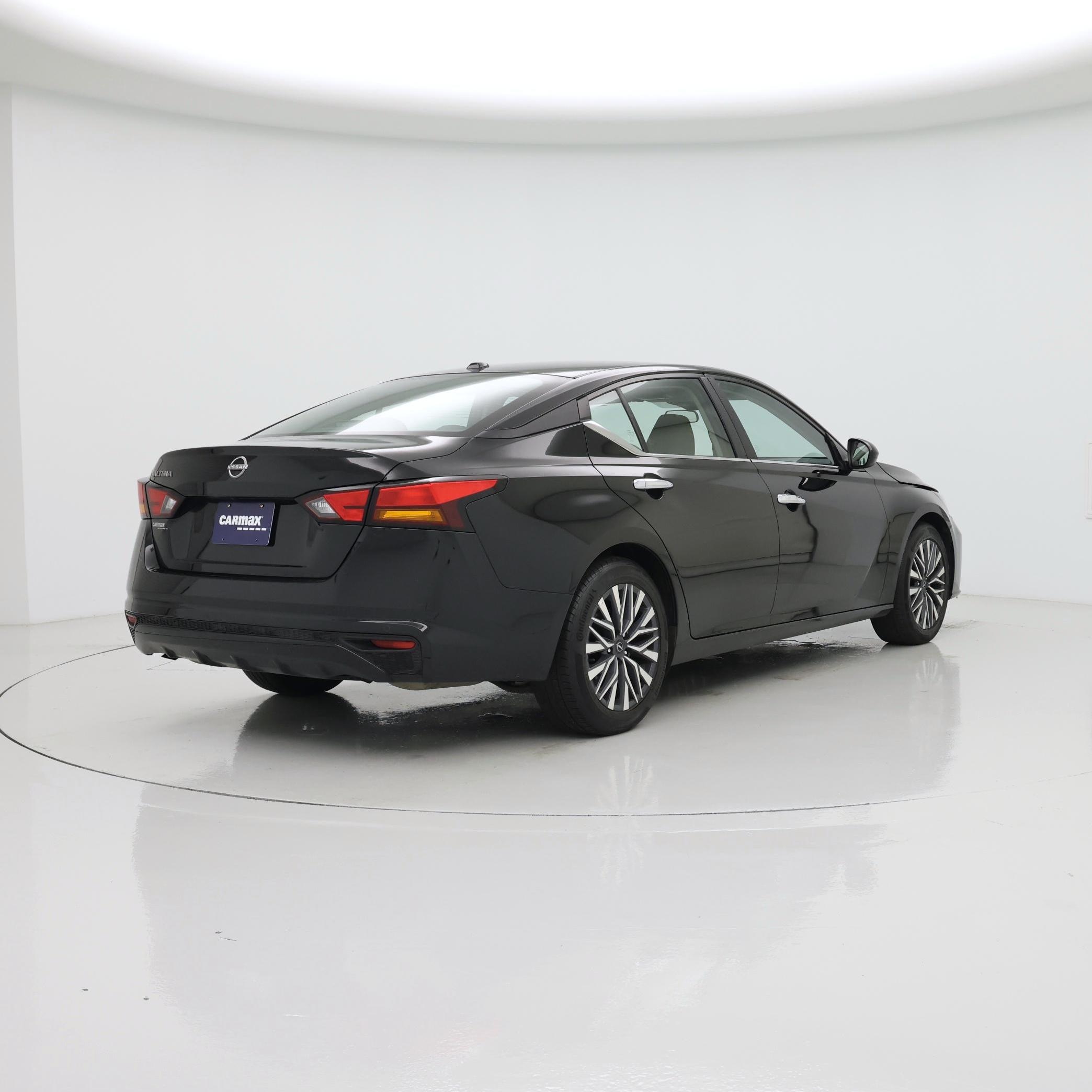 Thumbnail: 2025 Nissan Altima - 8