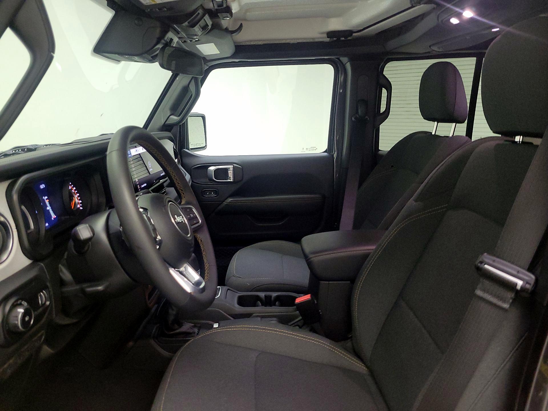 Thumbnail: 2025 Jeep Wrangler - 11