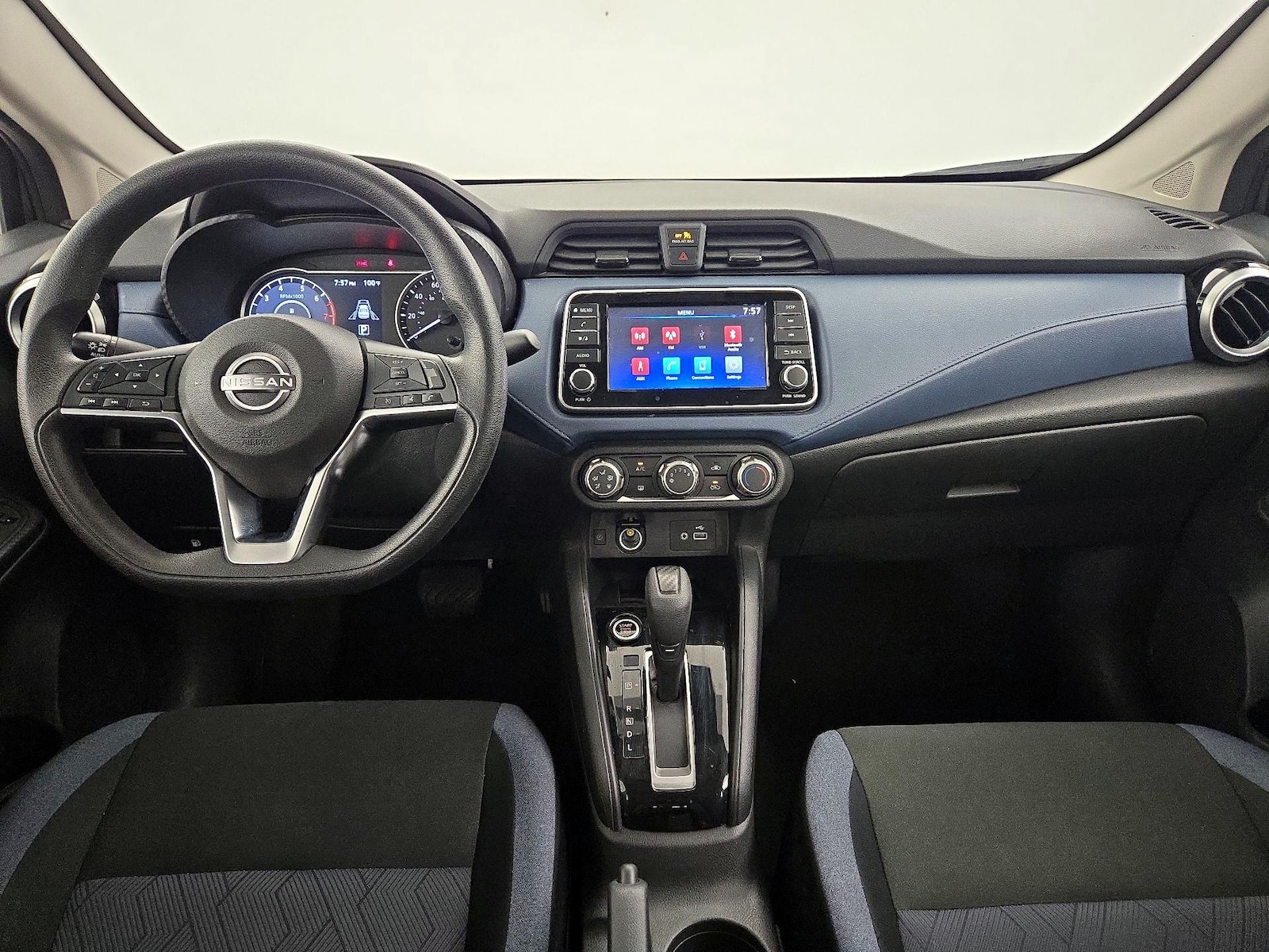 2025 Nissan Versa Sedan SV - Photo 10