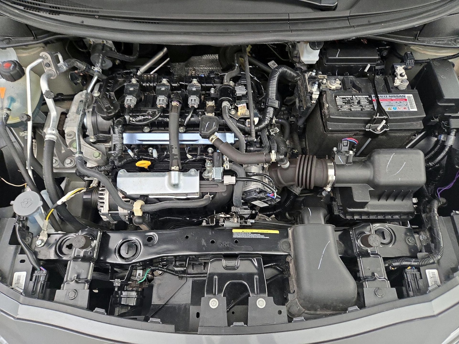 2025 Nissan Versa Sedan SV - Photo 21