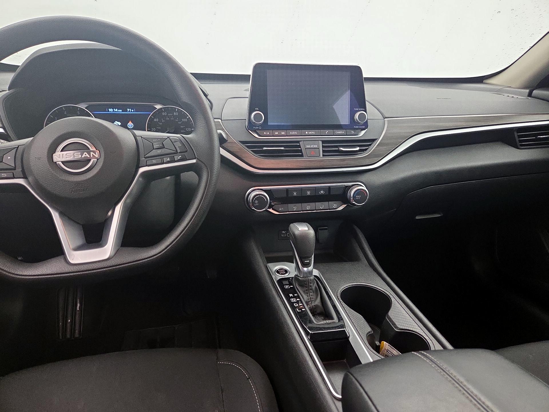 Thumbnail: 2025 Nissan Altima - 9