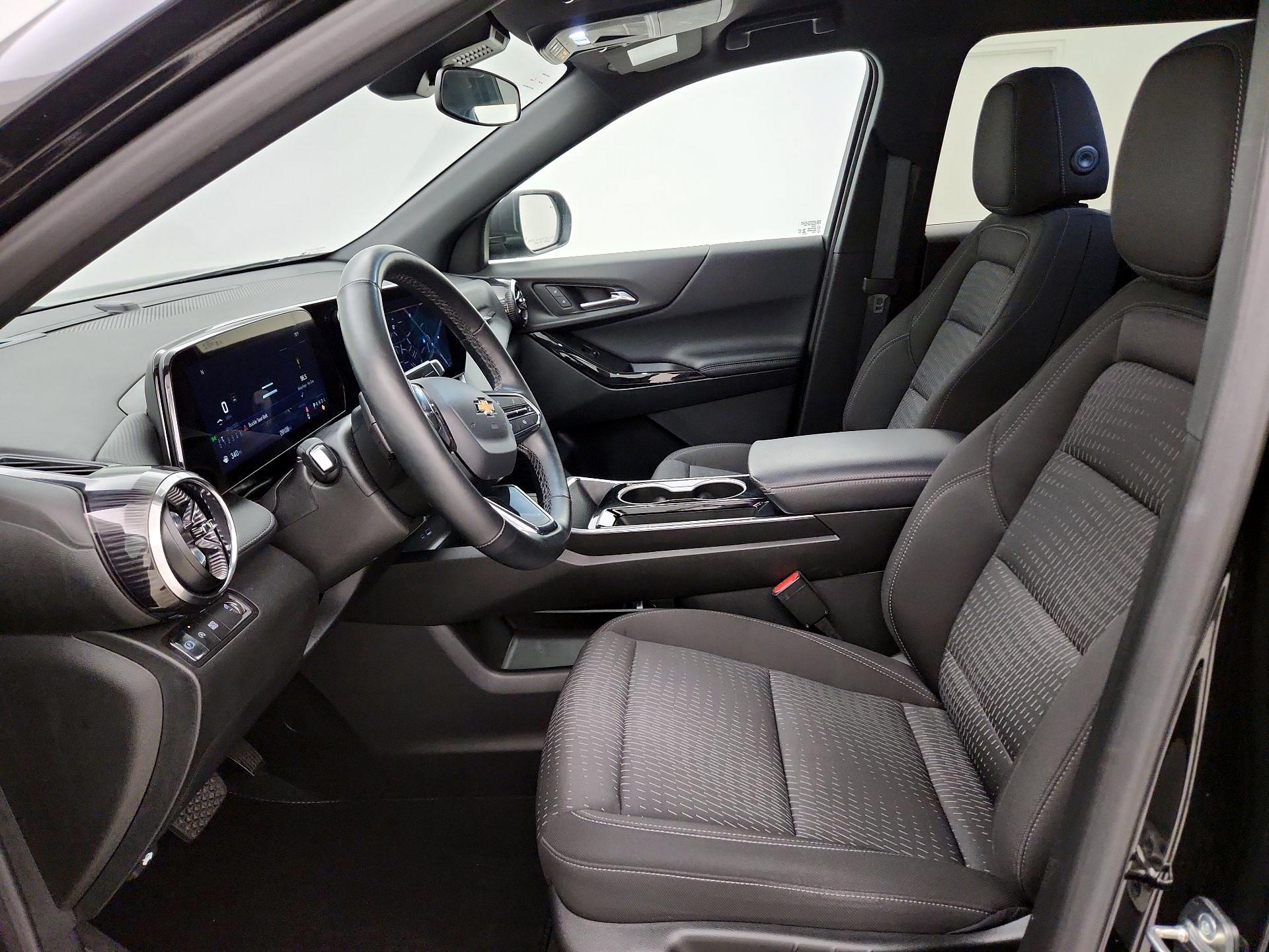 Thumbnail: 2025 Chevrolet Equinox - 11