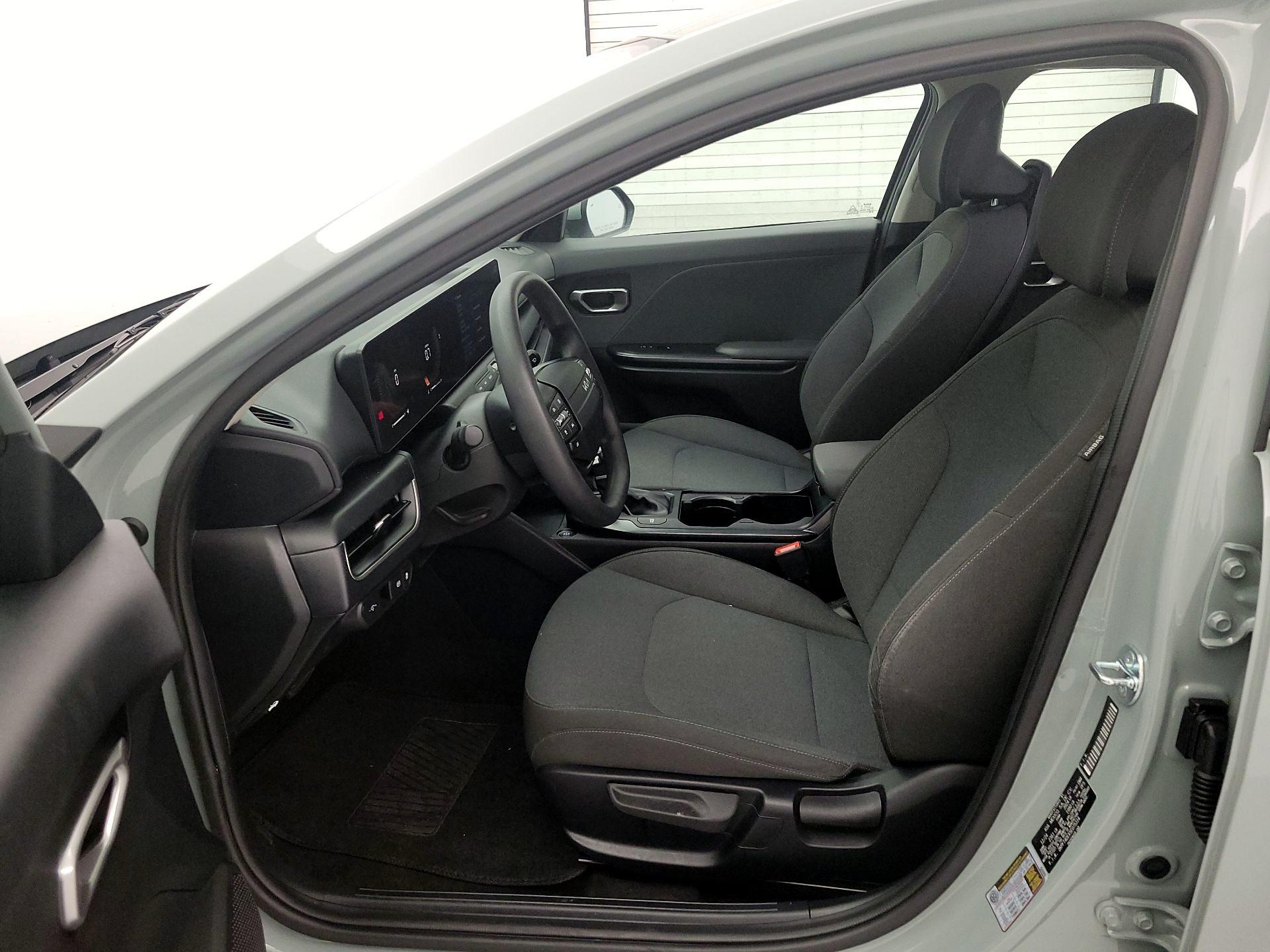 Thumbnail: 2025 Kia K4 - 11