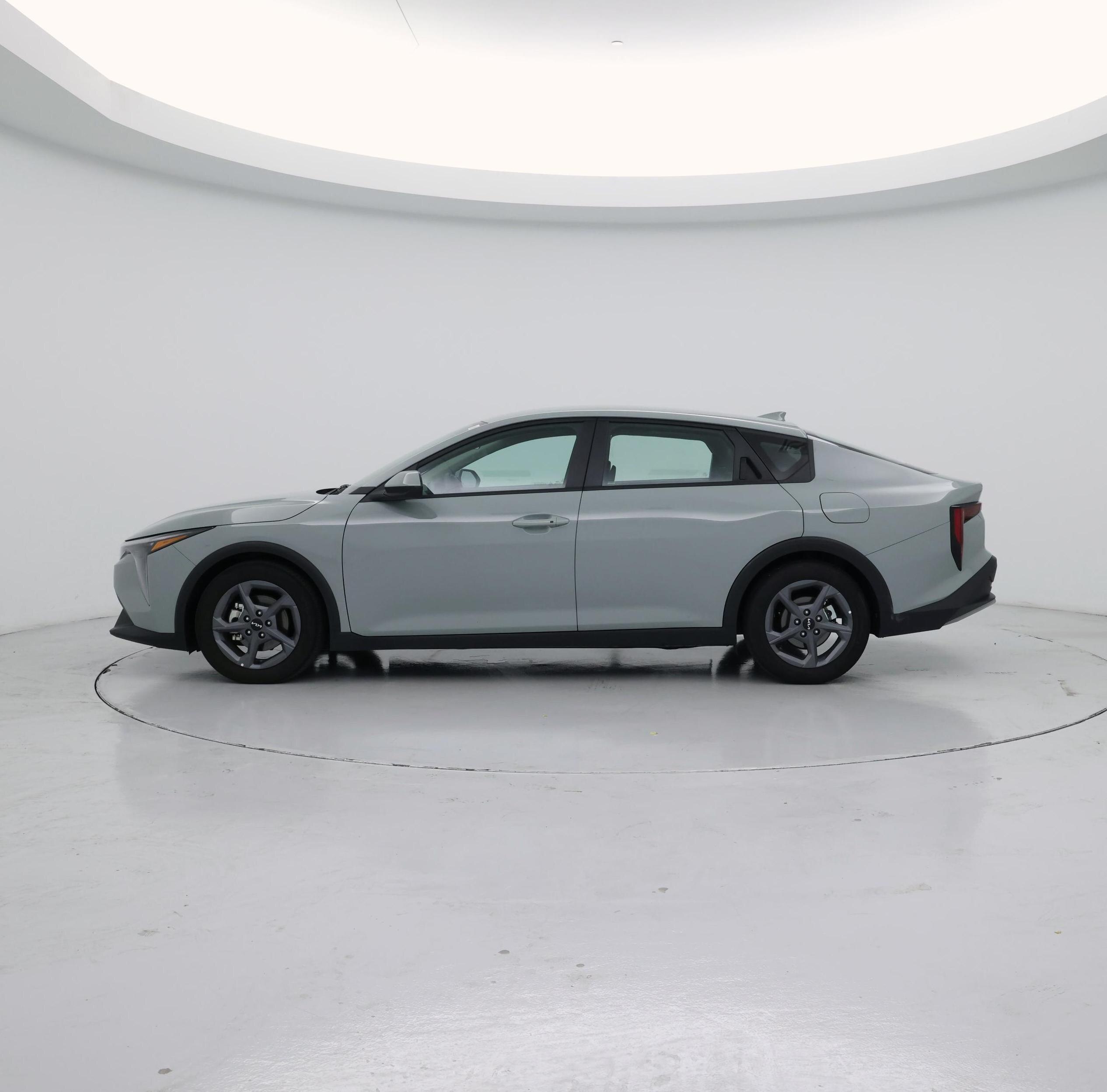Thumbnail: 2025 Kia K4 - 3