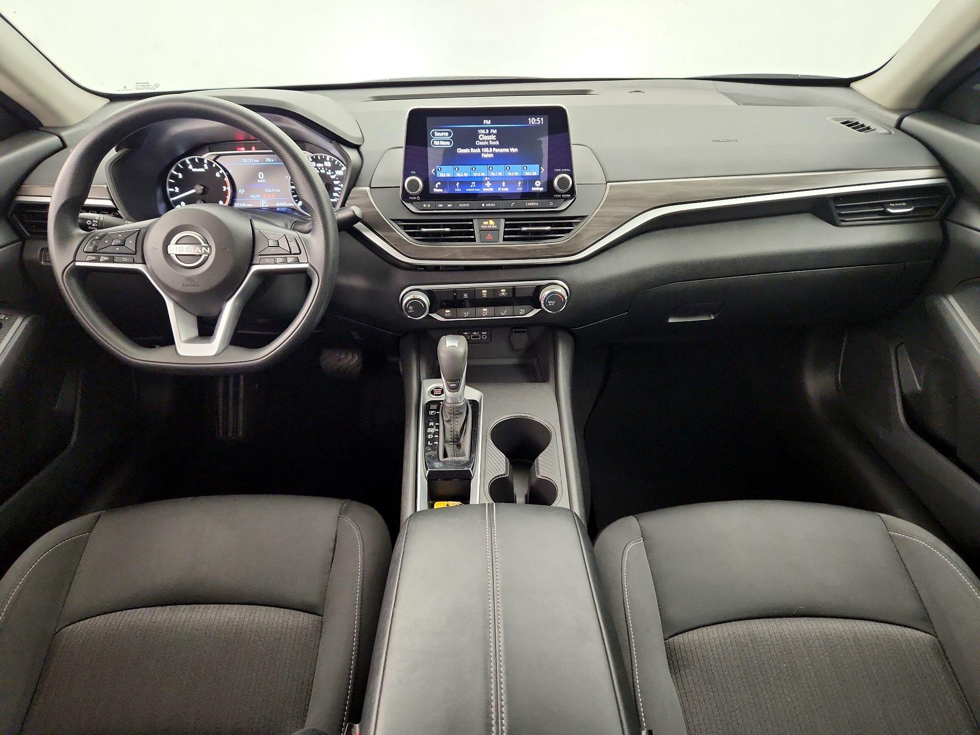 Thumbnail: 2025 Nissan Altima - 9
