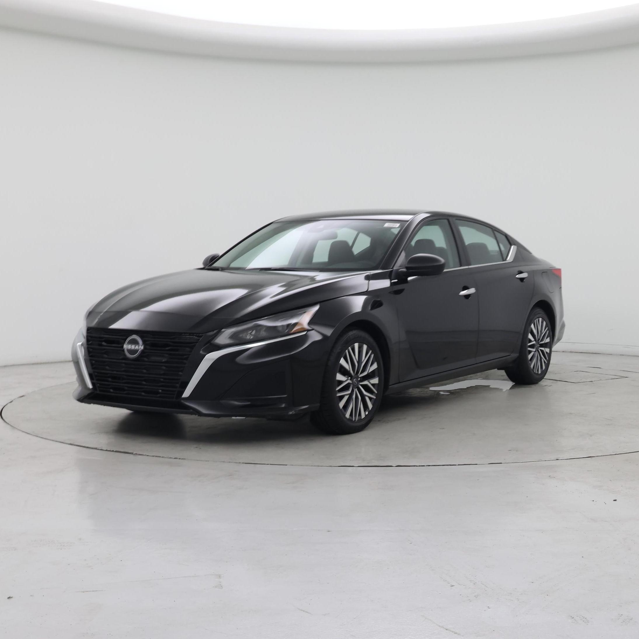 Thumbnail: 2025 Nissan Altima - 4