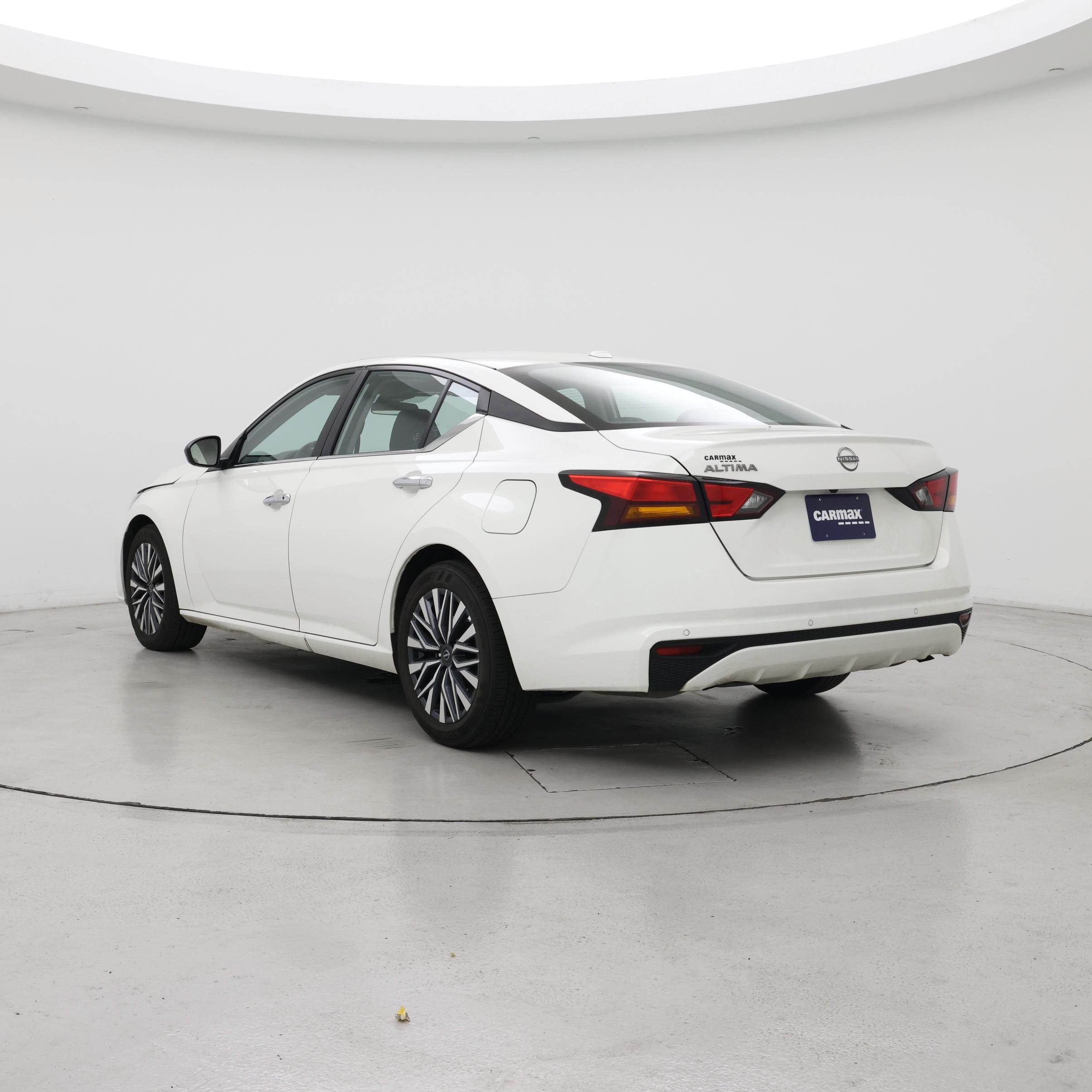 Thumbnail: 2025 Nissan Altima - 2
