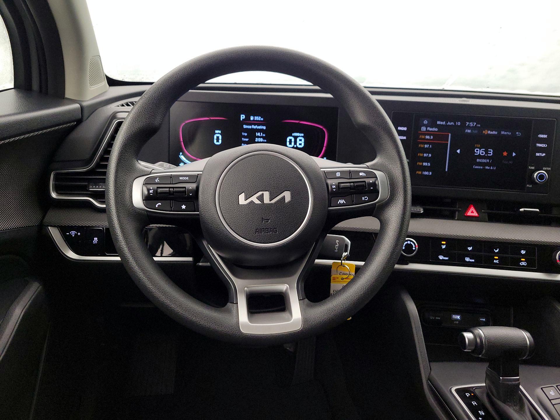 Thumbnail: 2025 Kia Sportage - 10