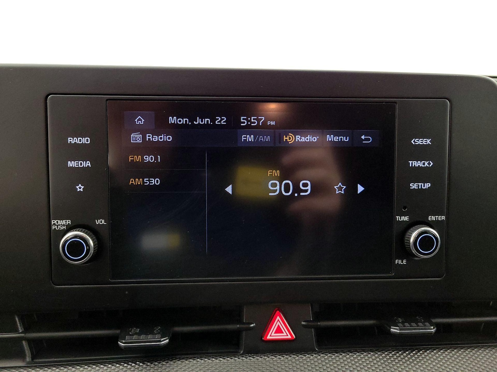 2025 Kia Sportage LX - Photo 16