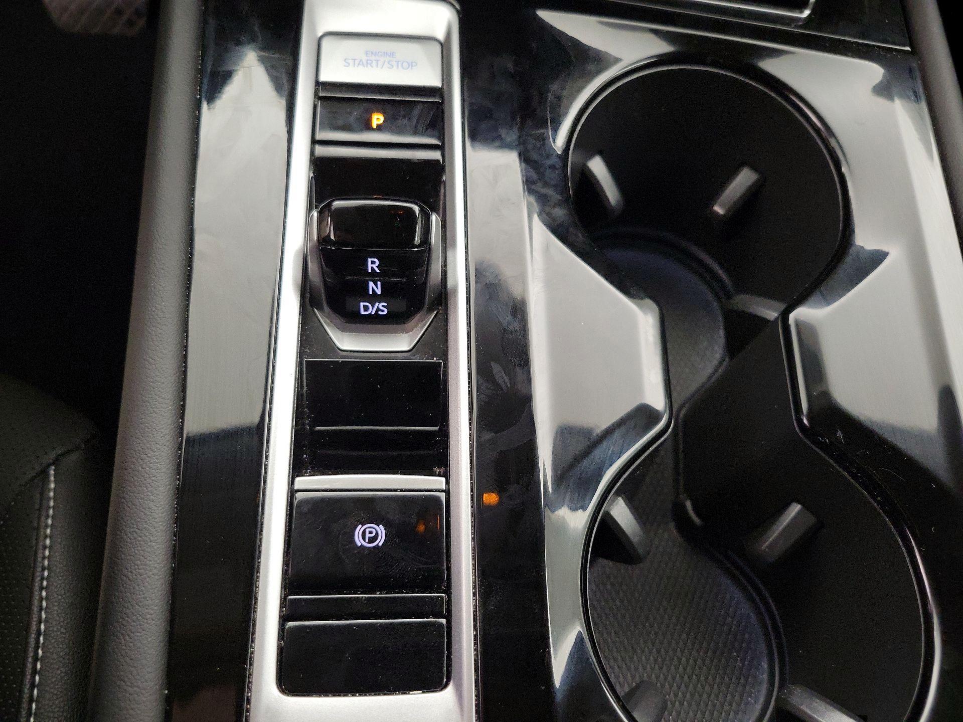 Thumbnail: 2025 Volkswagen Atlas - 17