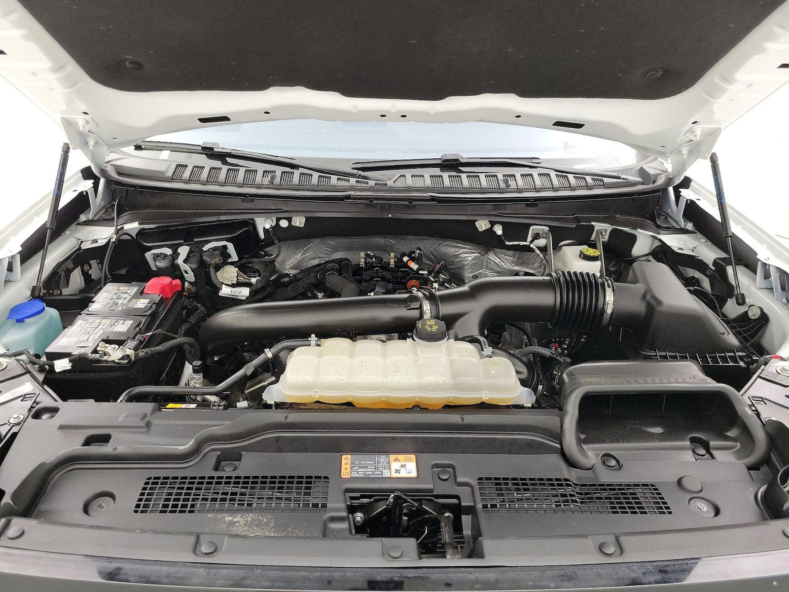 2025 Ford Expedition Active - Photo 24