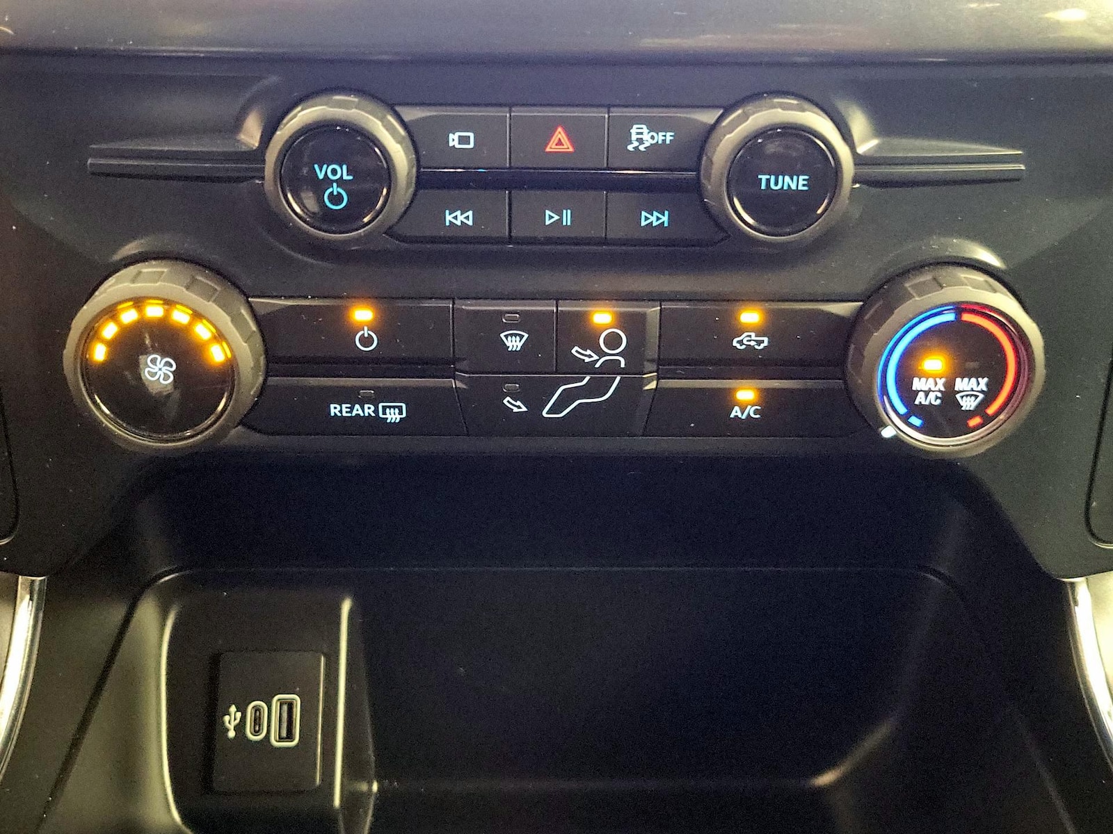 2025 Ford F-150 STX - Photo 17