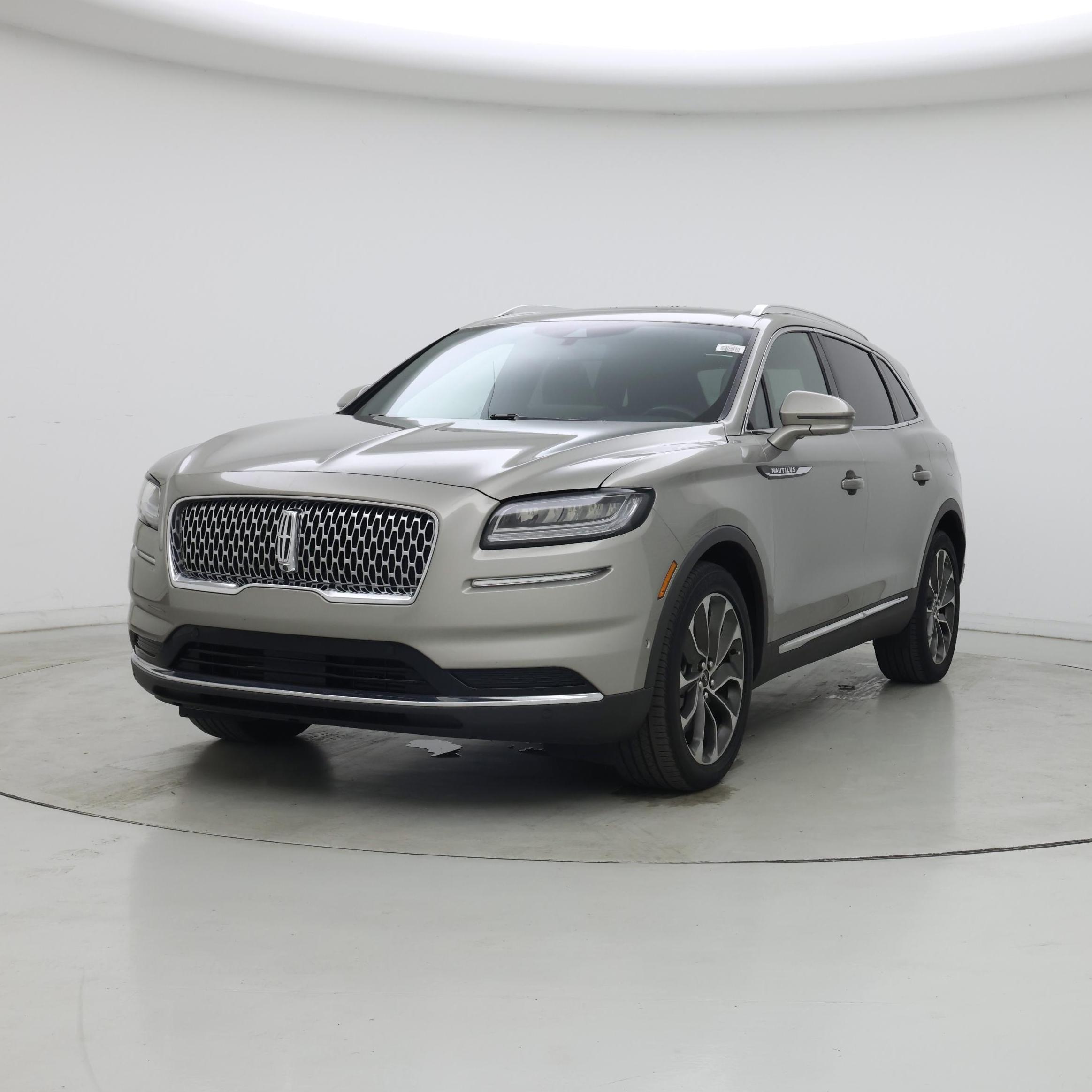 Thumbnail: 2023 Lincoln Nautilus - 4