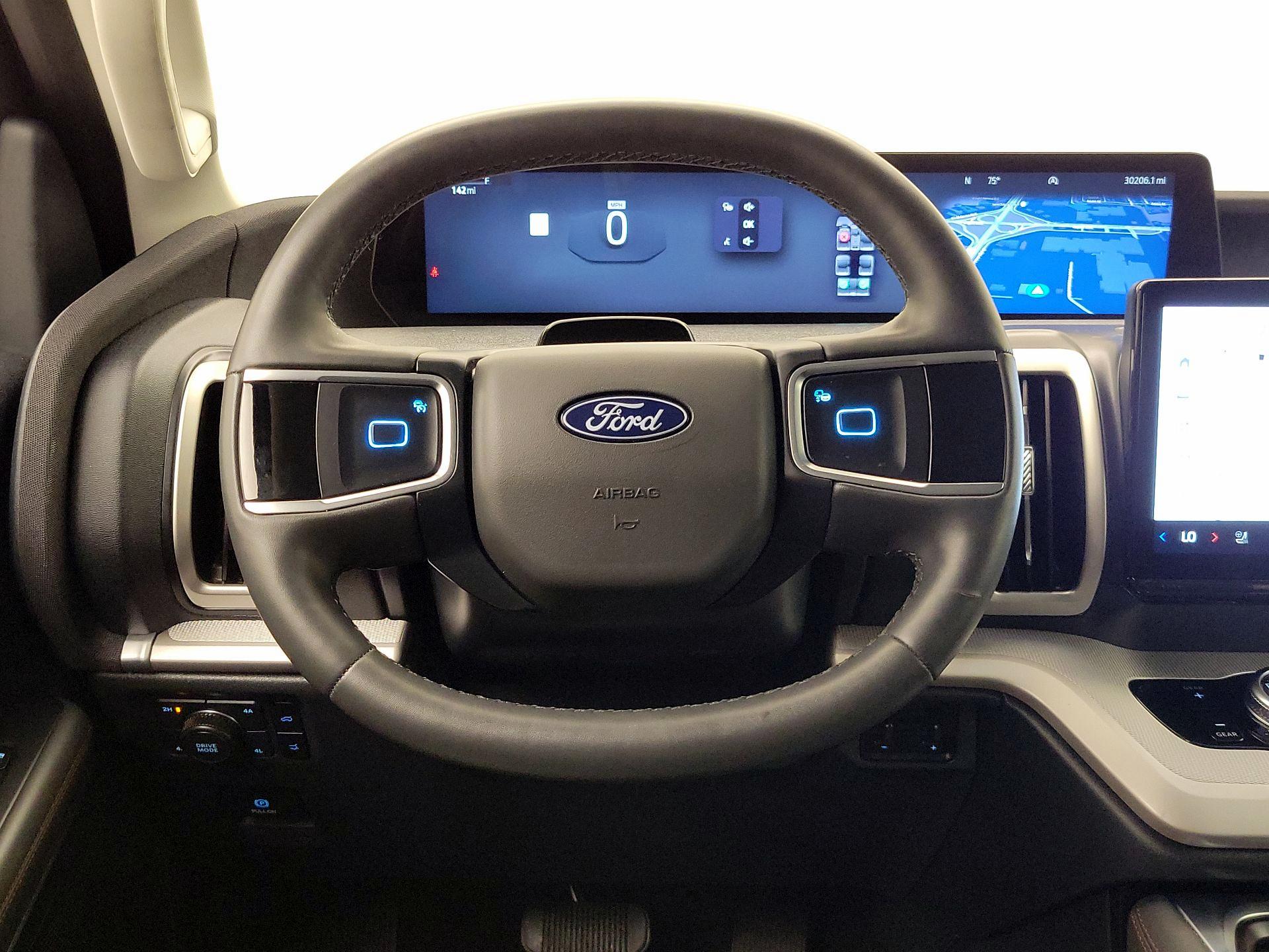 Thumbnail: 2025 Ford Expedition - 10