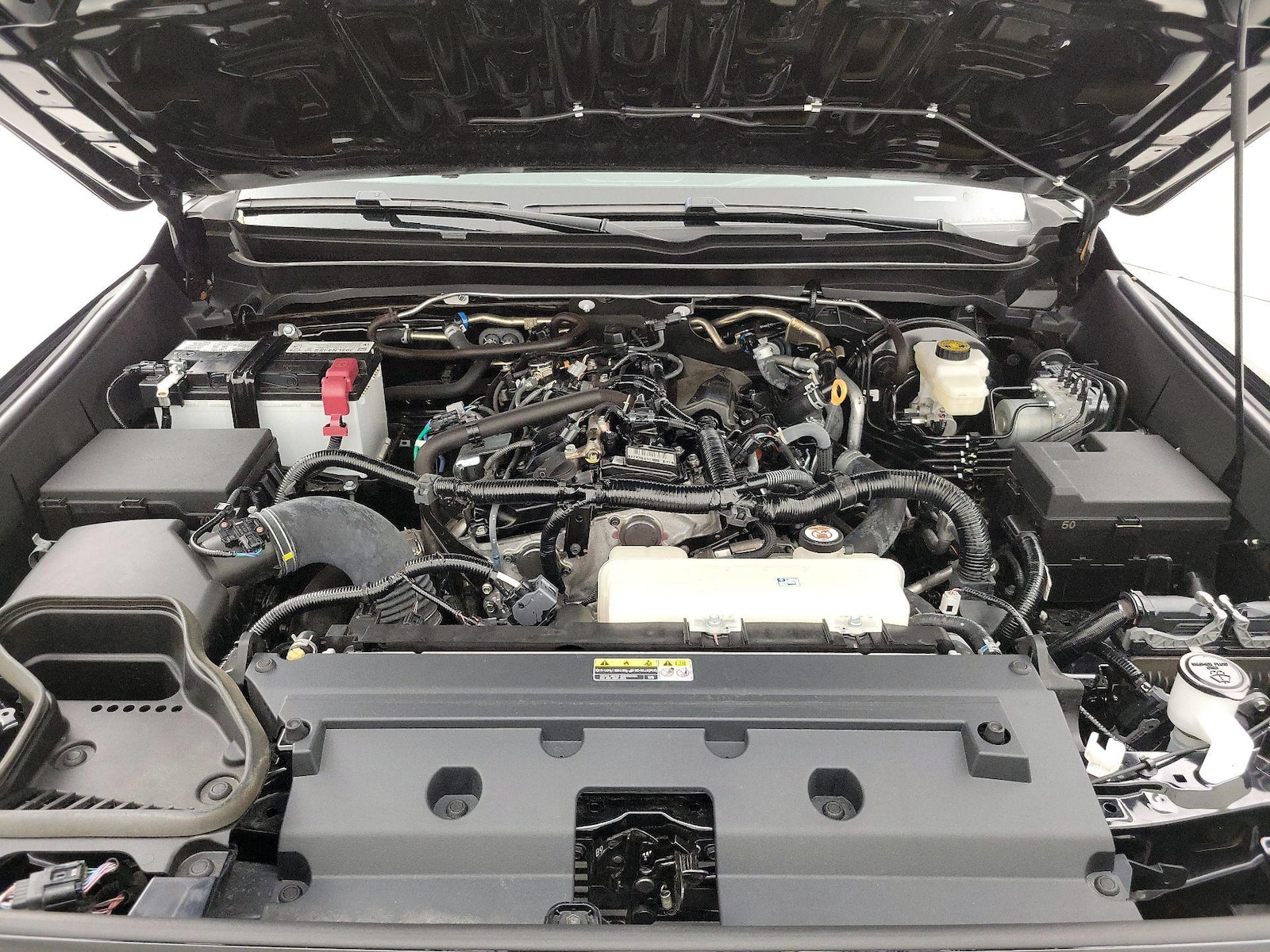2025 Toyota Tacoma SR5 - Photo 22