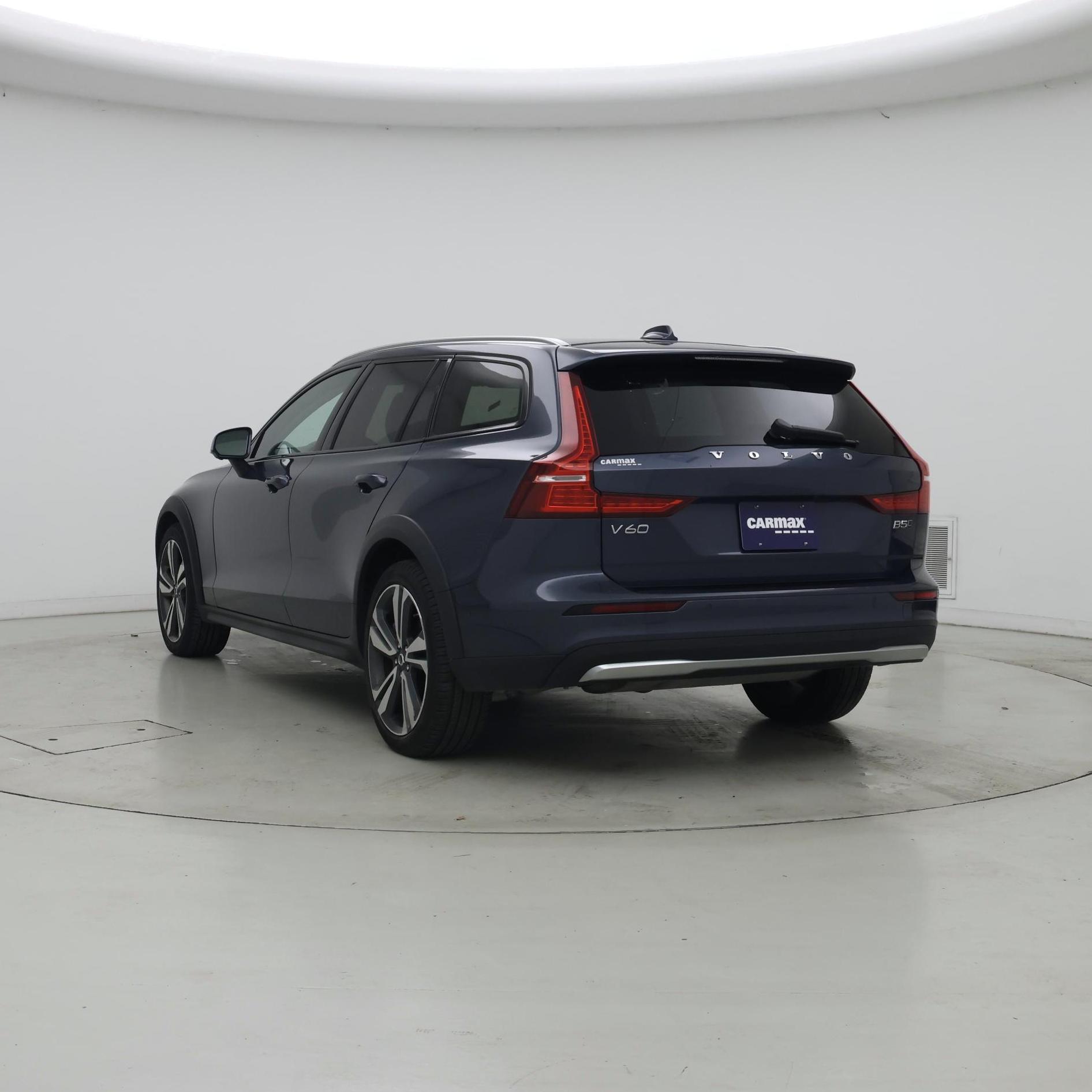 Thumbnail: 2025 Volvo S60 - 2