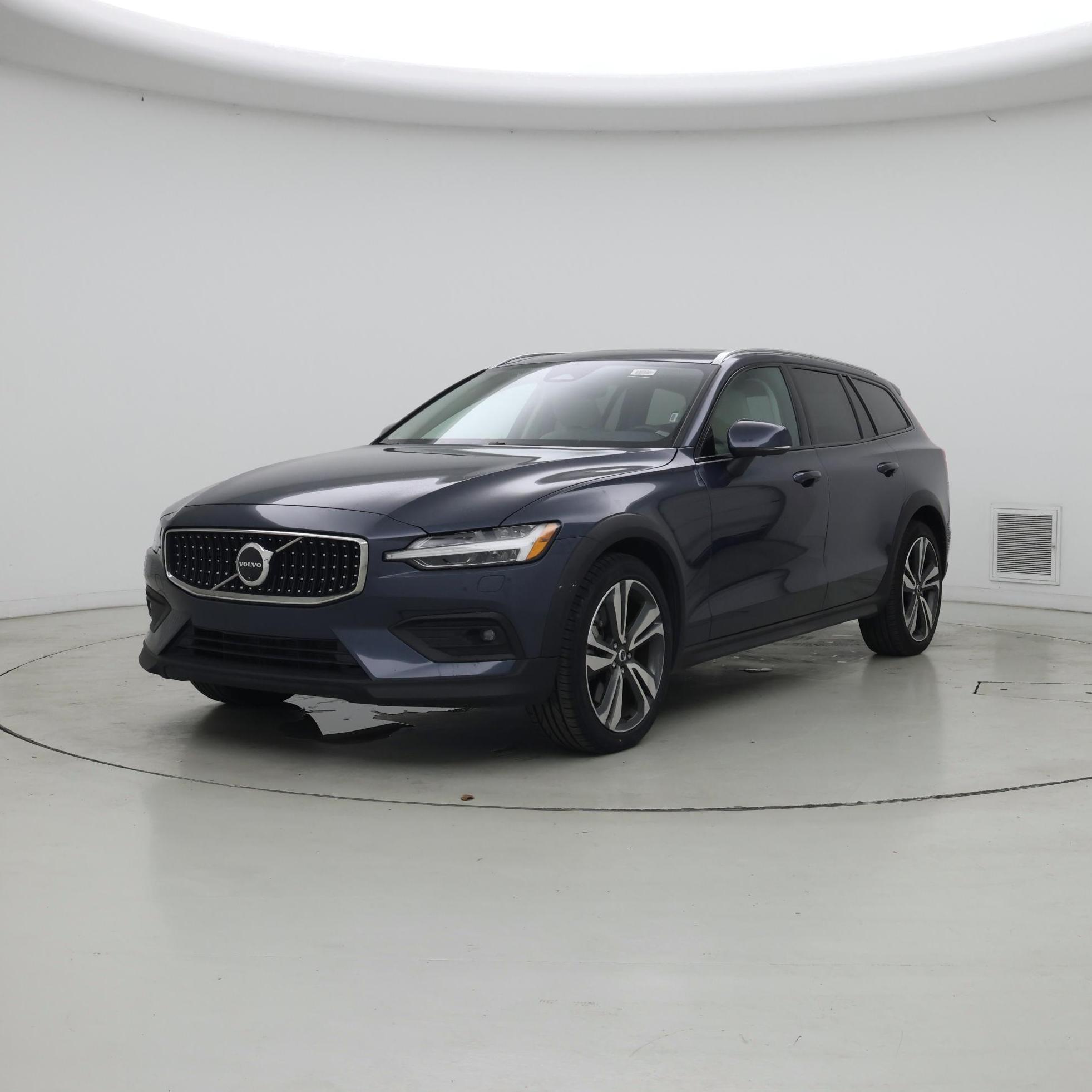 Thumbnail: 2025 Volvo S60 - 4
