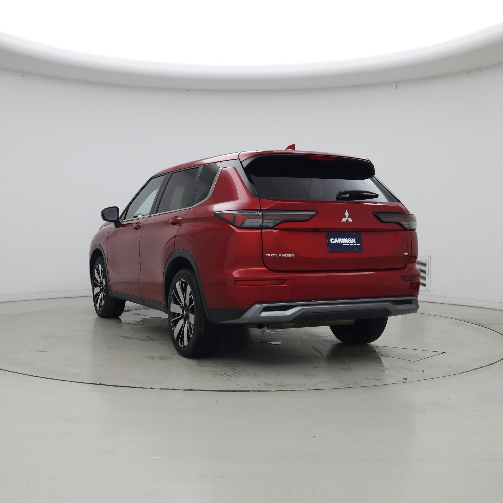 Thumbnail: 2025 Mitsubishi Outlander - 2