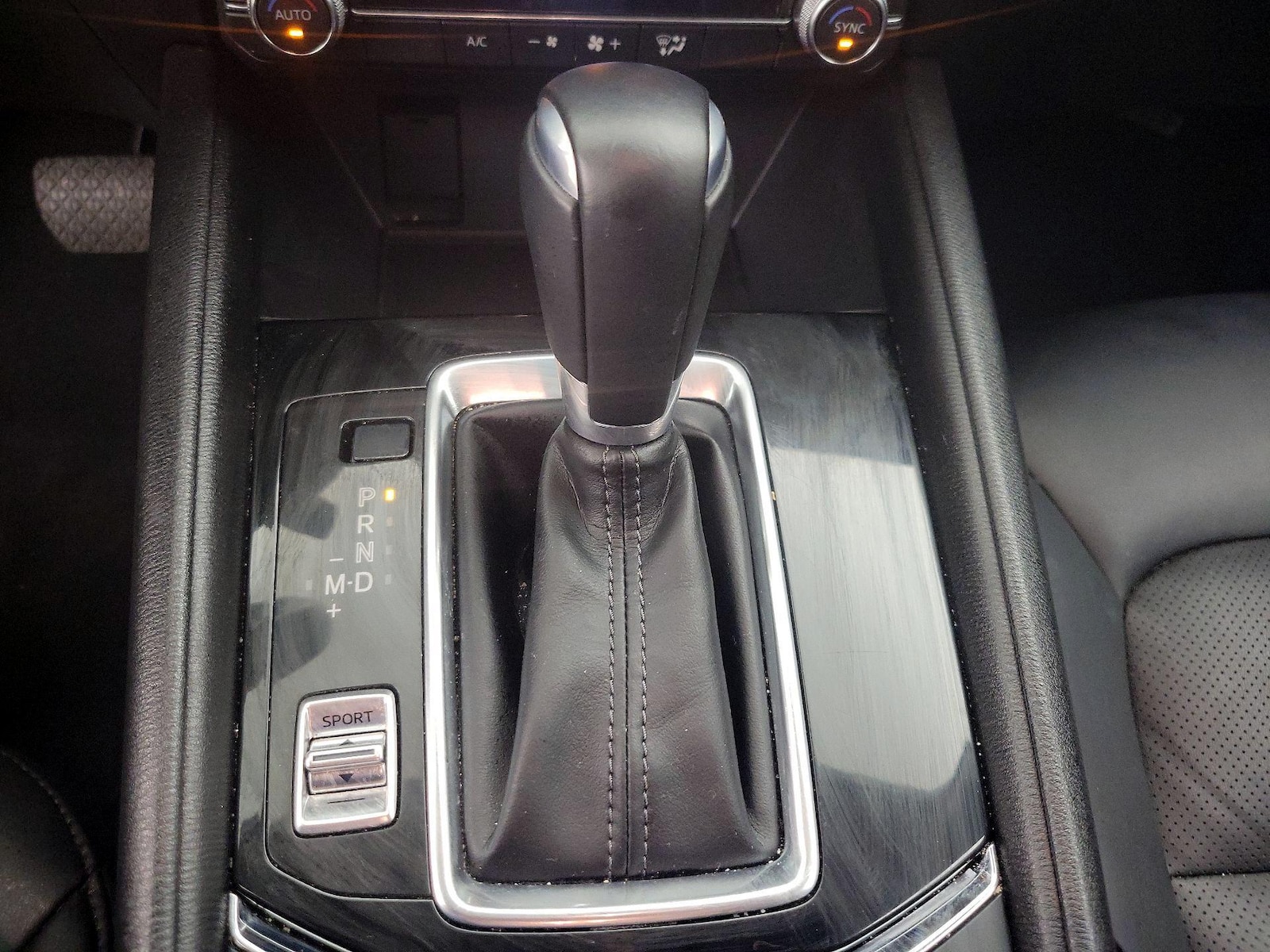 2025 Mazda CX-5 S Select Package - Photo 18