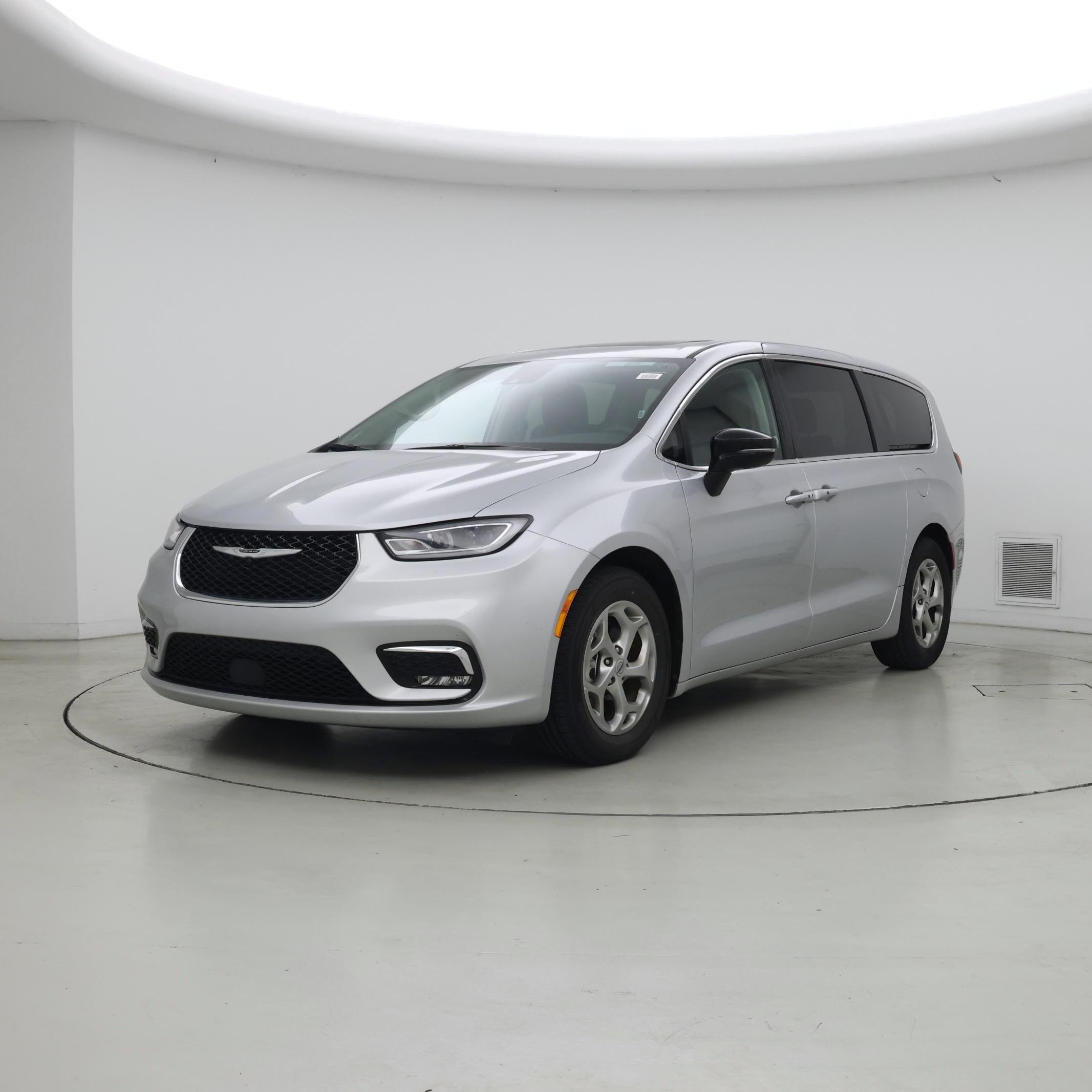 Thumbnail: 2024 Chrysler Pacifica - 4