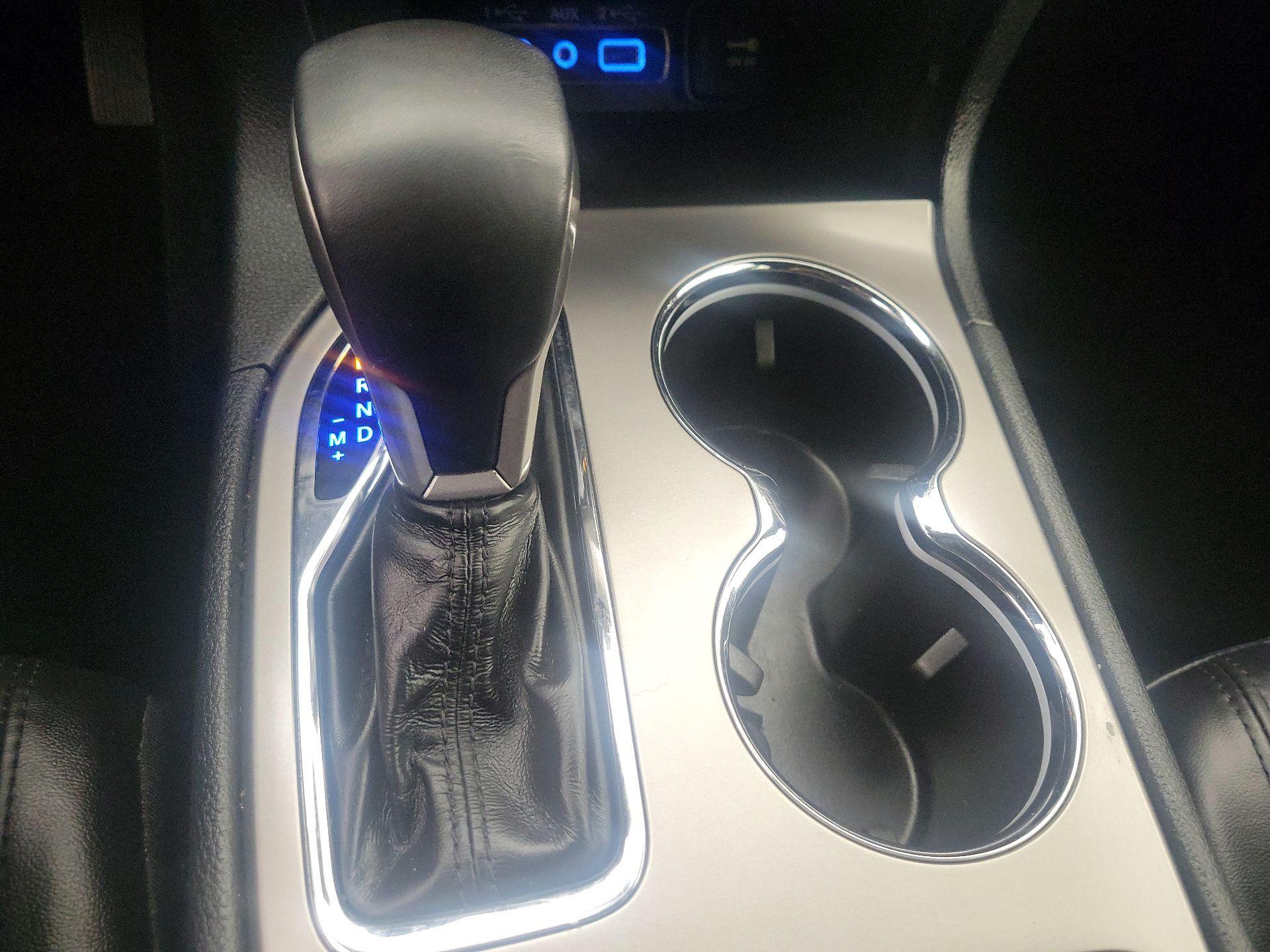 Thumbnail: 2021 Jeep Grand Cherokee - 17