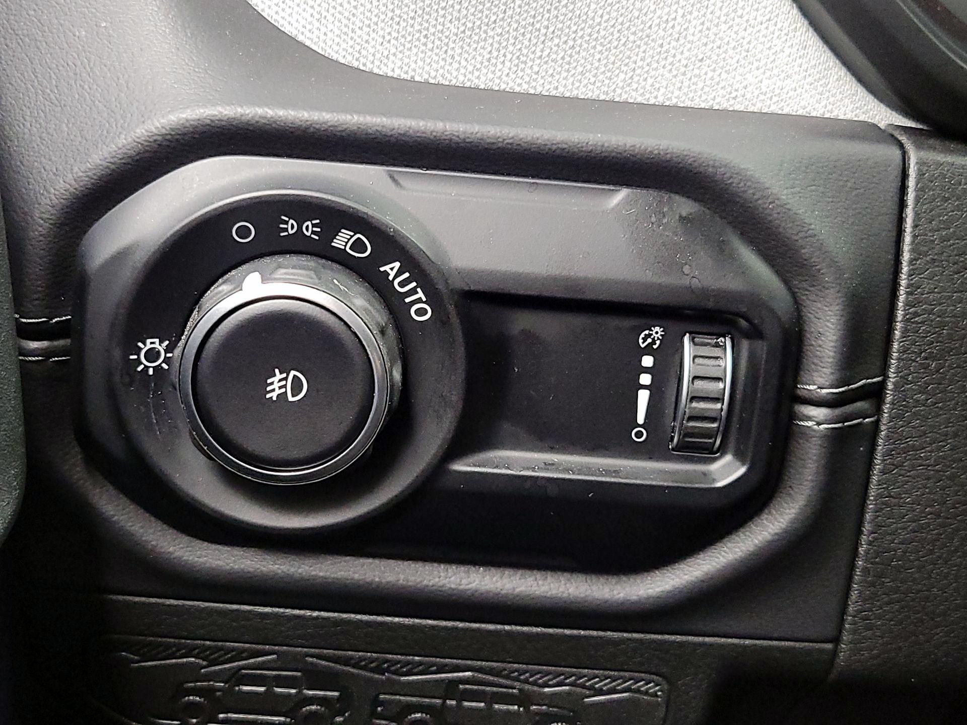 Thumbnail: 2025 Jeep Wrangler - 13