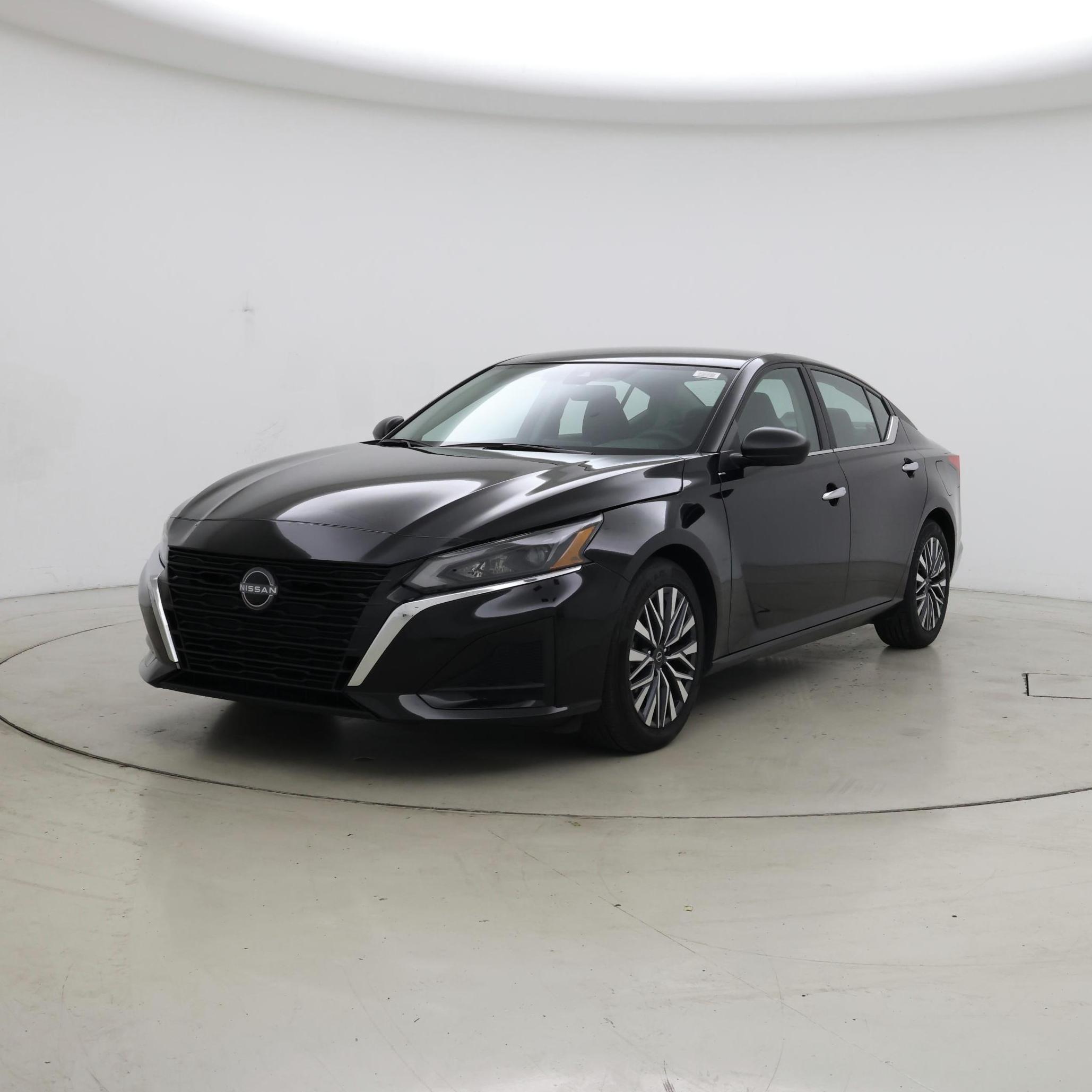 Thumbnail: 2025 Nissan Altima - 4