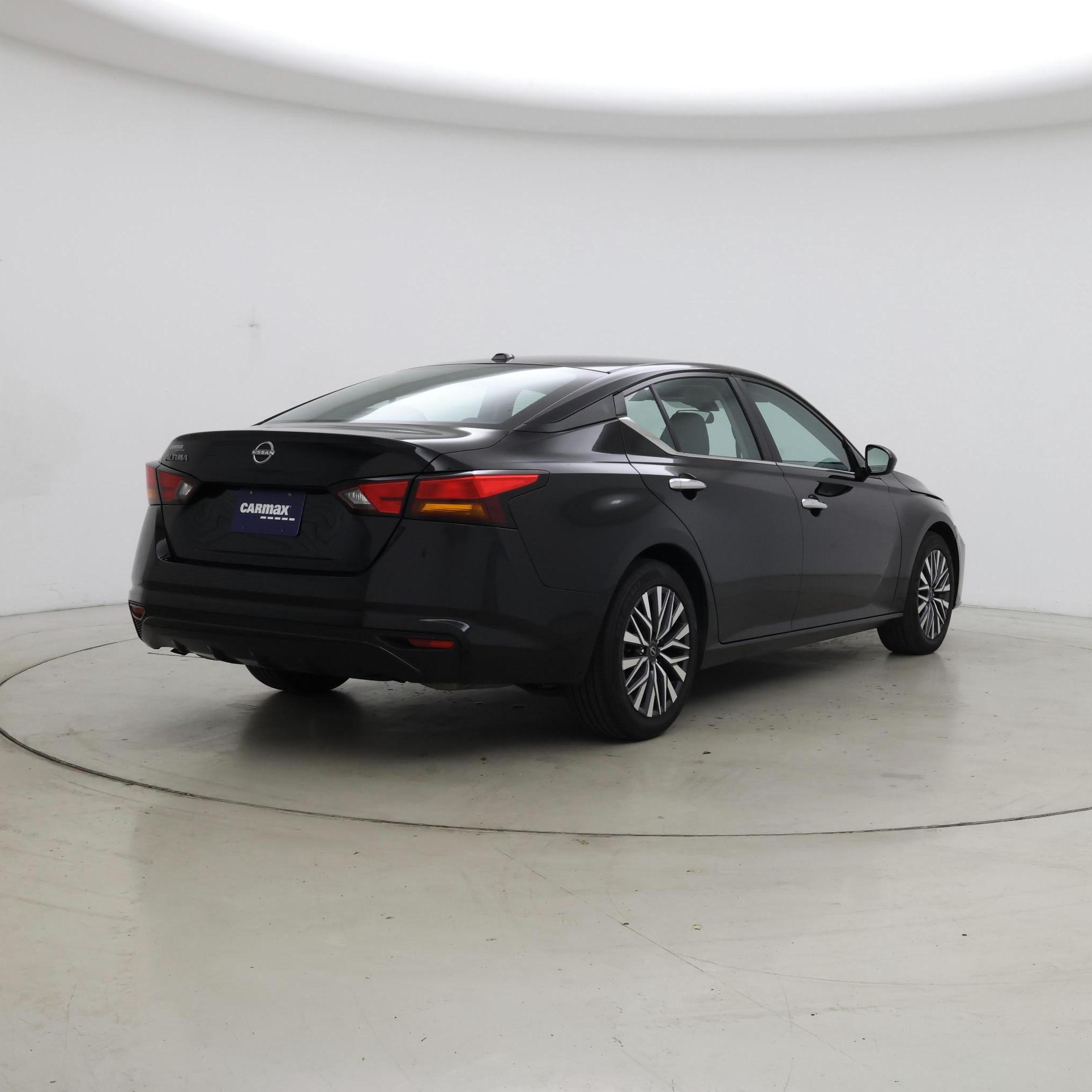 Thumbnail: 2025 Nissan Altima - 8