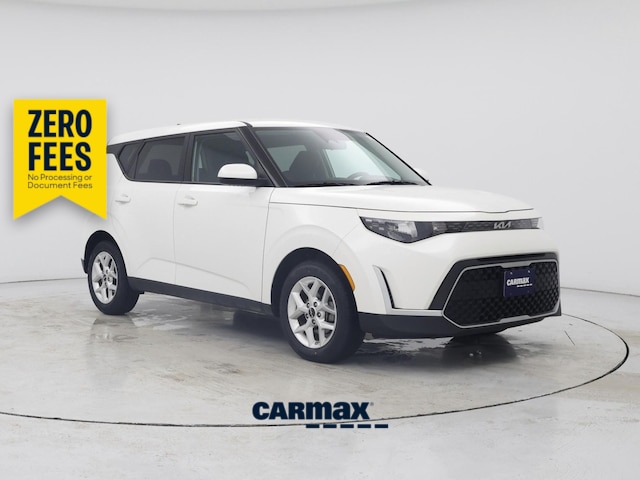 White 2025 Kia Soul LX FWD SUV / Crossover Front-Wheel Drive Automatic