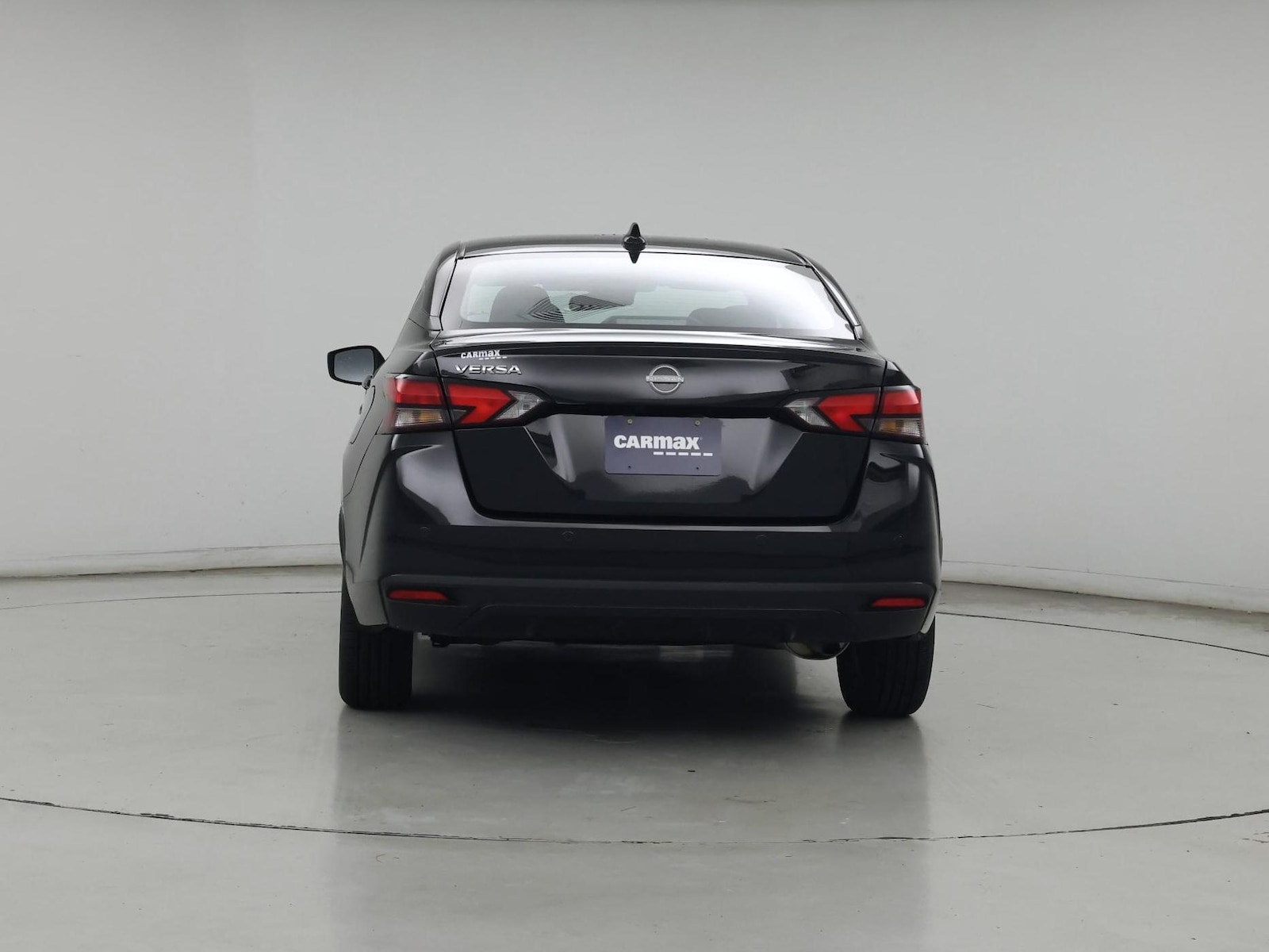 2025 Nissan Versa Sedan SV - Photo 7