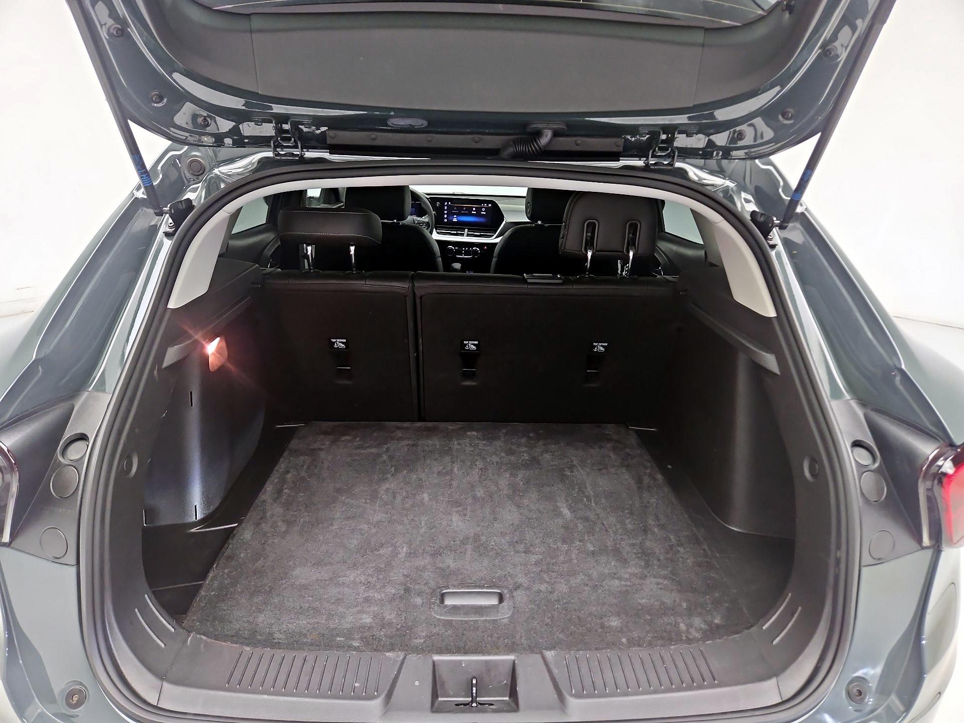 Thumbnail: 2025 Chevrolet Trax - 20