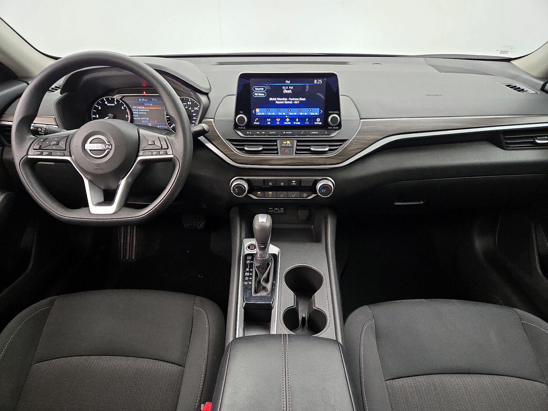 Thumbnail: 2025 Nissan Altima - 9