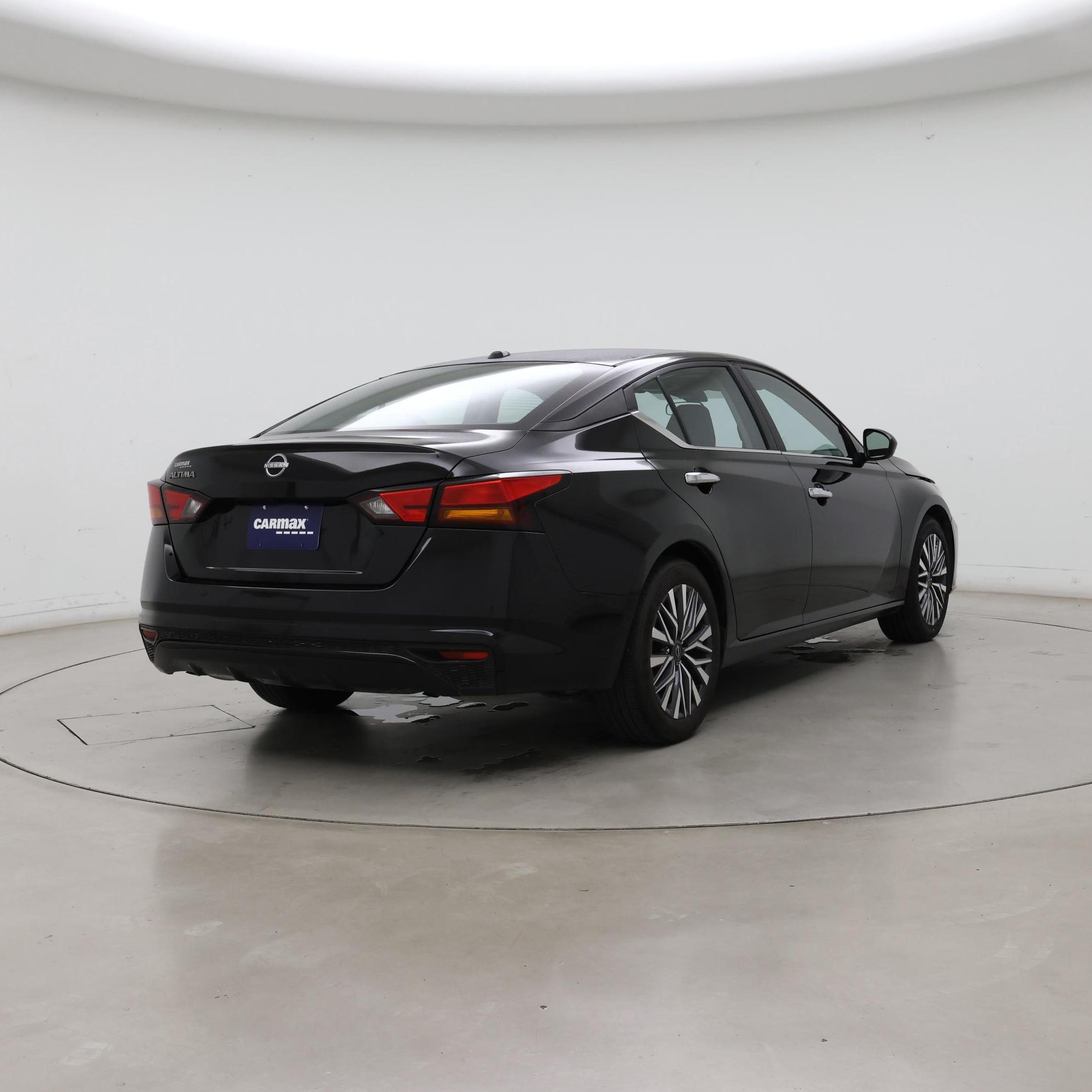 Thumbnail: 2025 Nissan Altima - 8