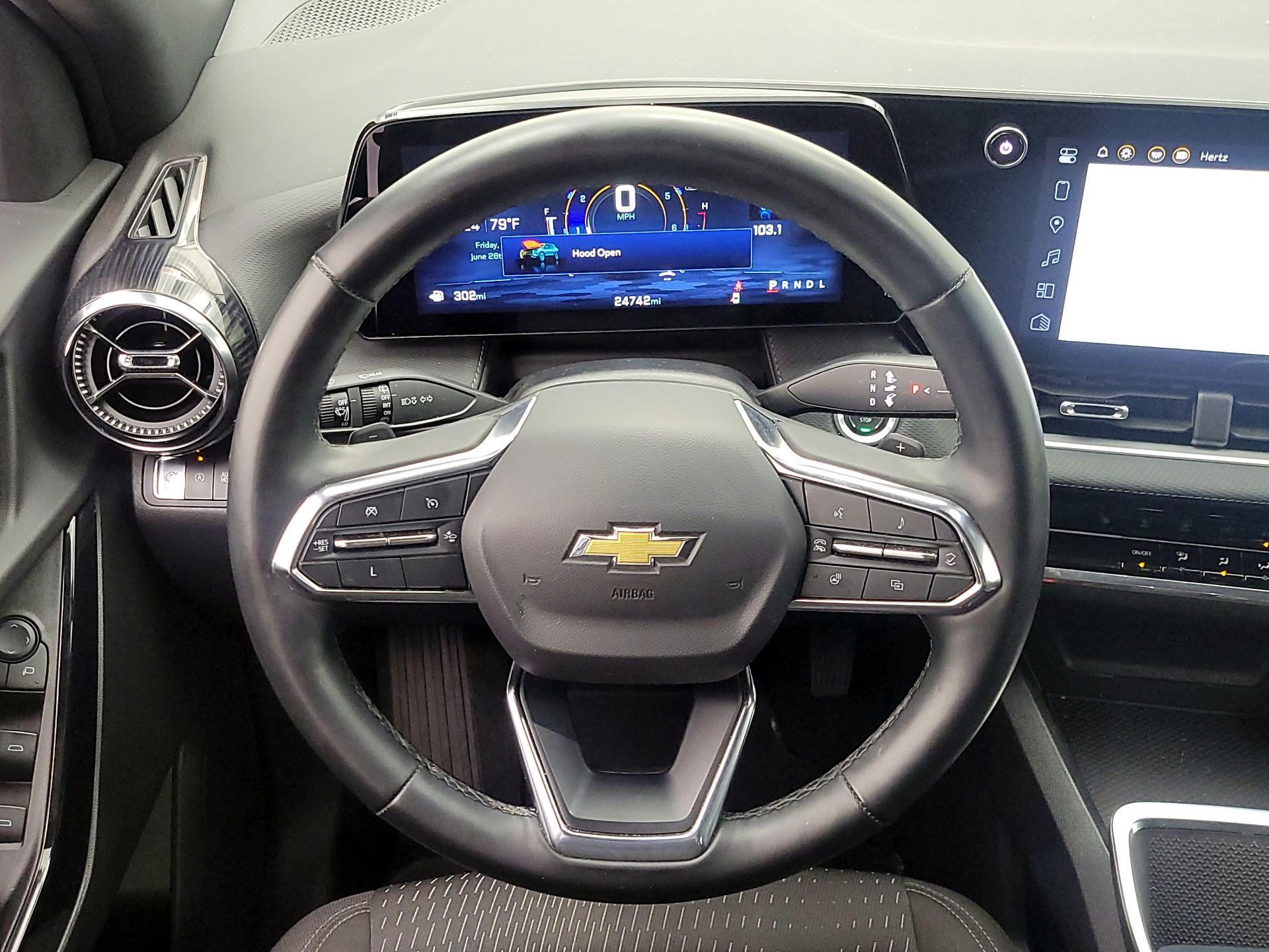 Thumbnail: 2025 Chevrolet Equinox - 10