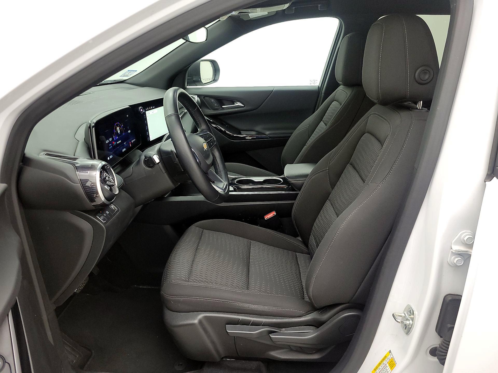 Thumbnail: 2025 Chevrolet Equinox - 11