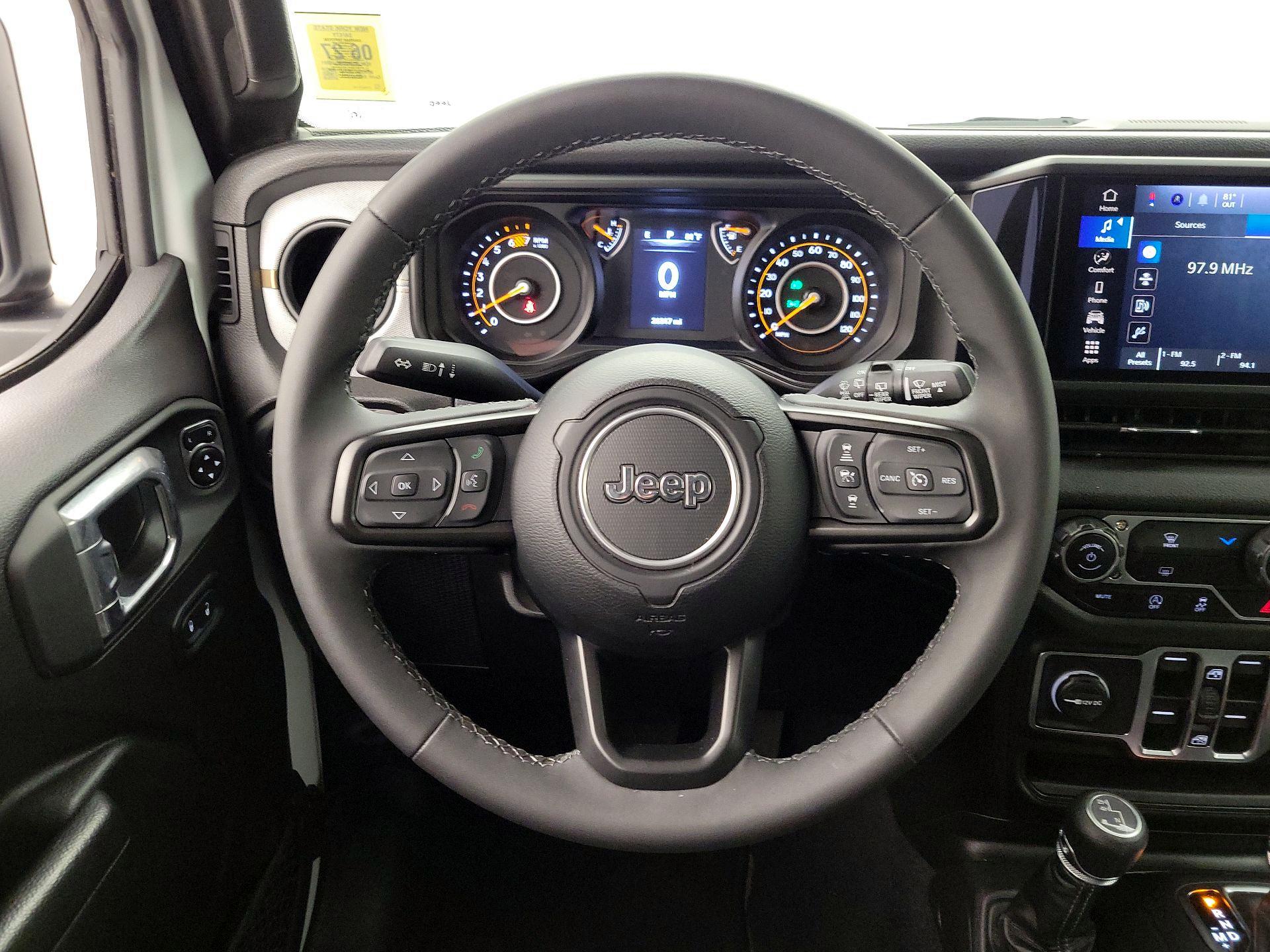 Thumbnail: 2025 Jeep Wrangler - 10