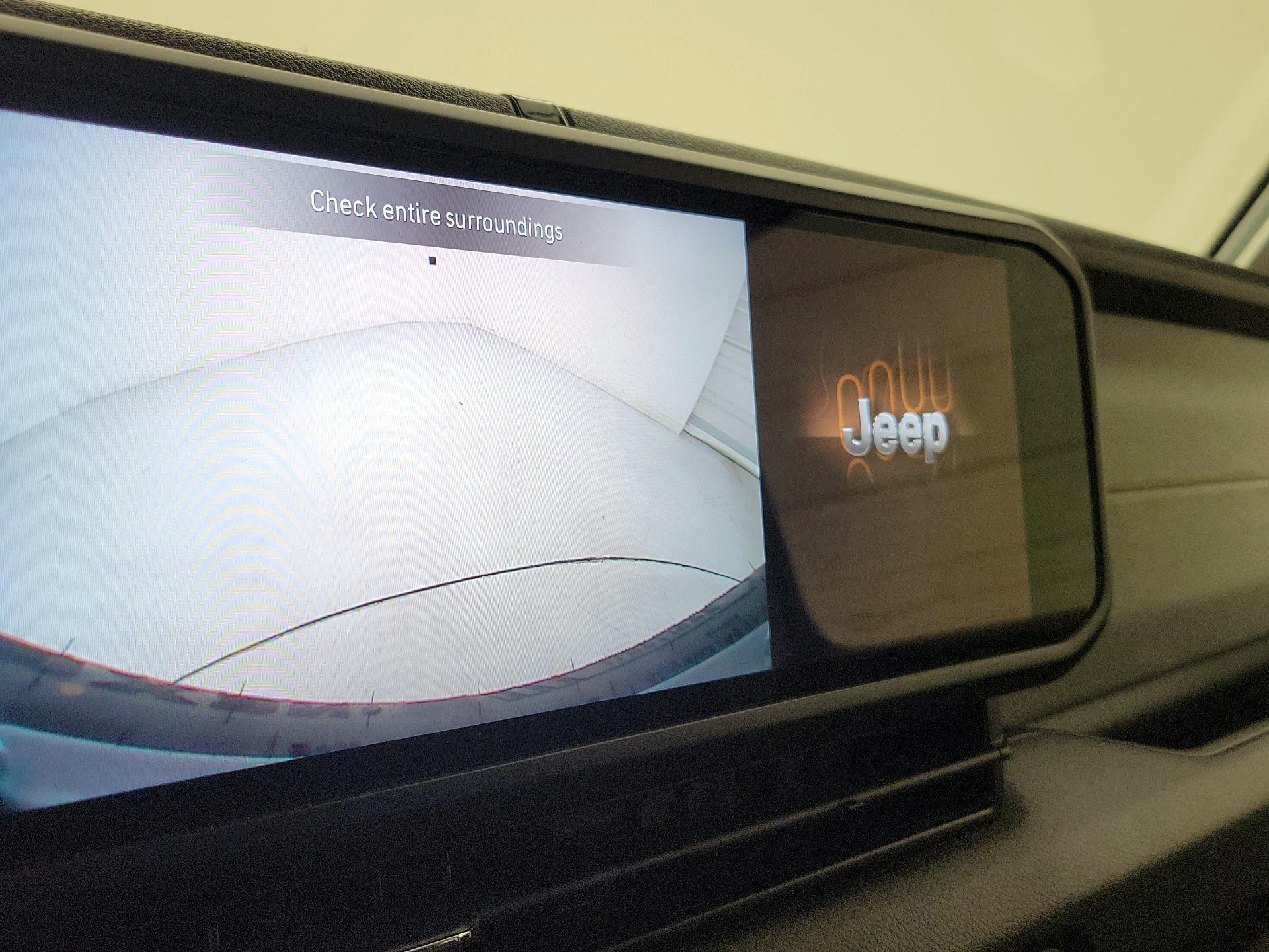 Thumbnail: 2025 Jeep Wrangler - 14