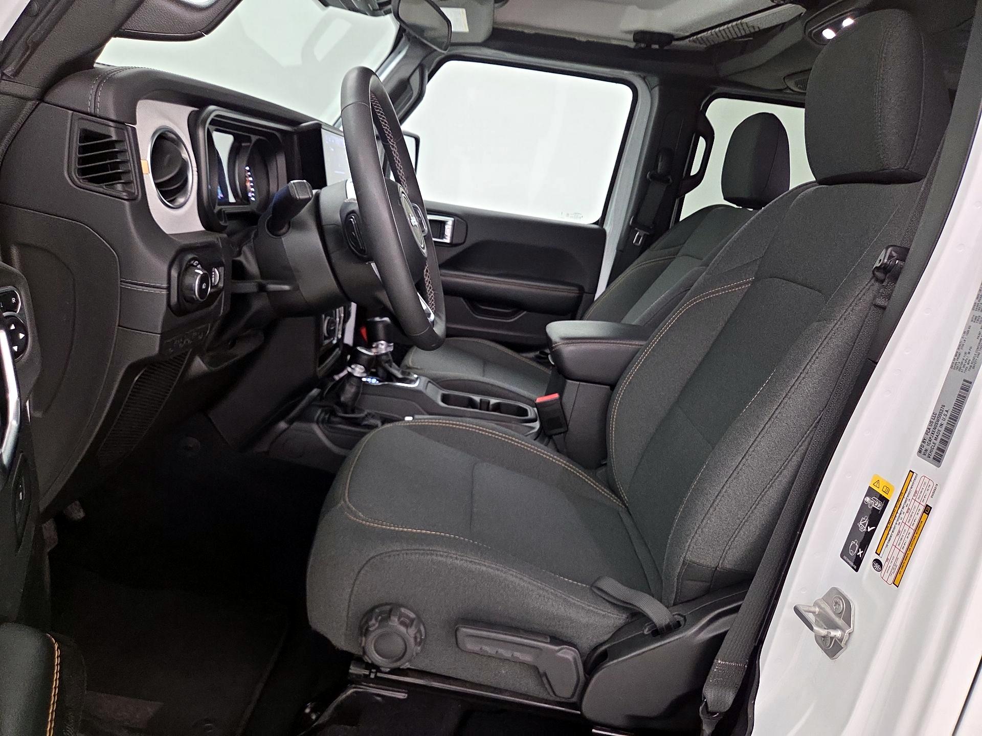 Thumbnail: 2025 Jeep Wrangler - 11