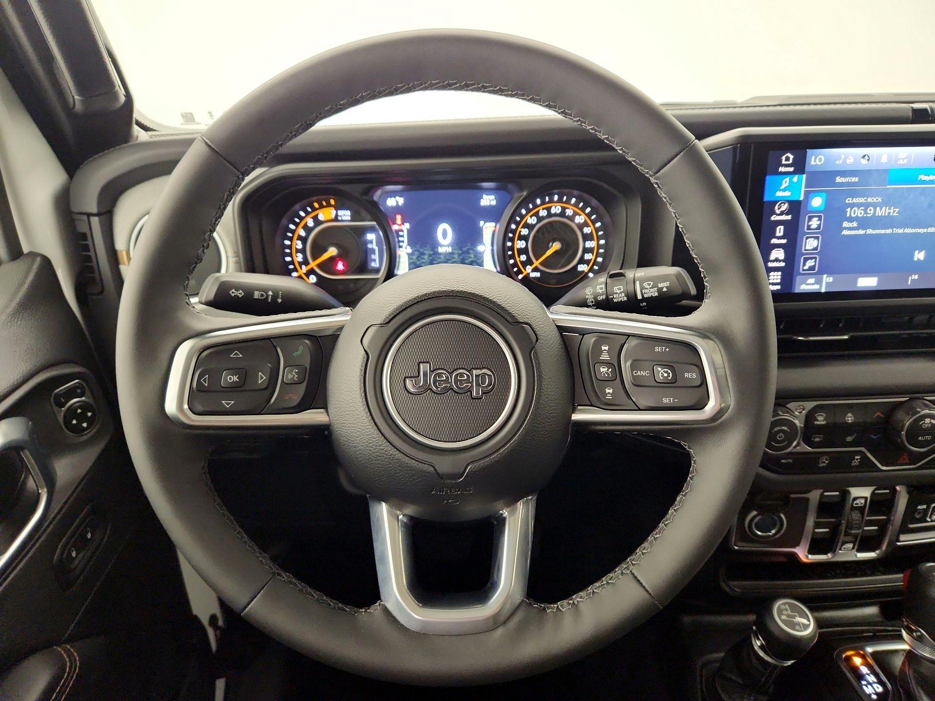 Thumbnail: 2025 Jeep Wrangler - 10