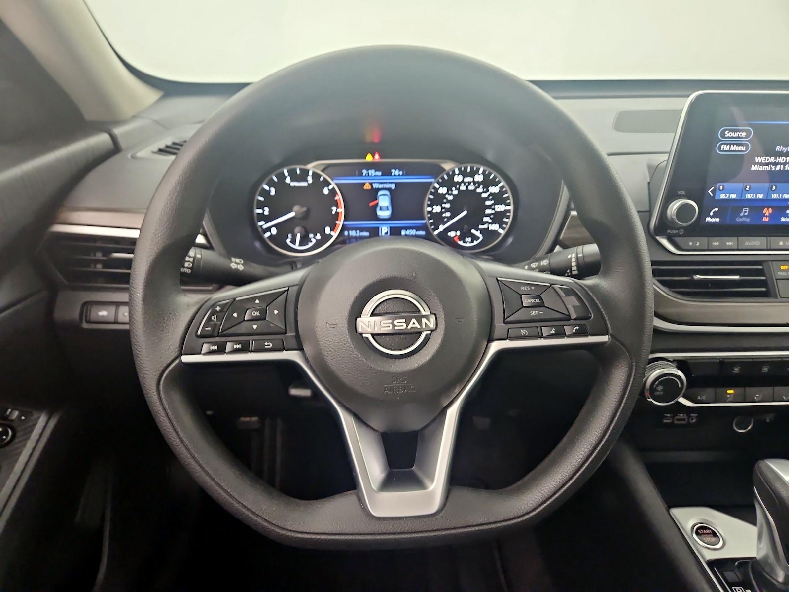 2025 Nissan Altima SV - Photo 11