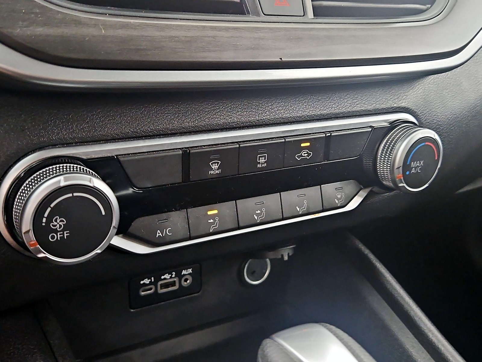2025 Nissan Altima SV - Photo 17