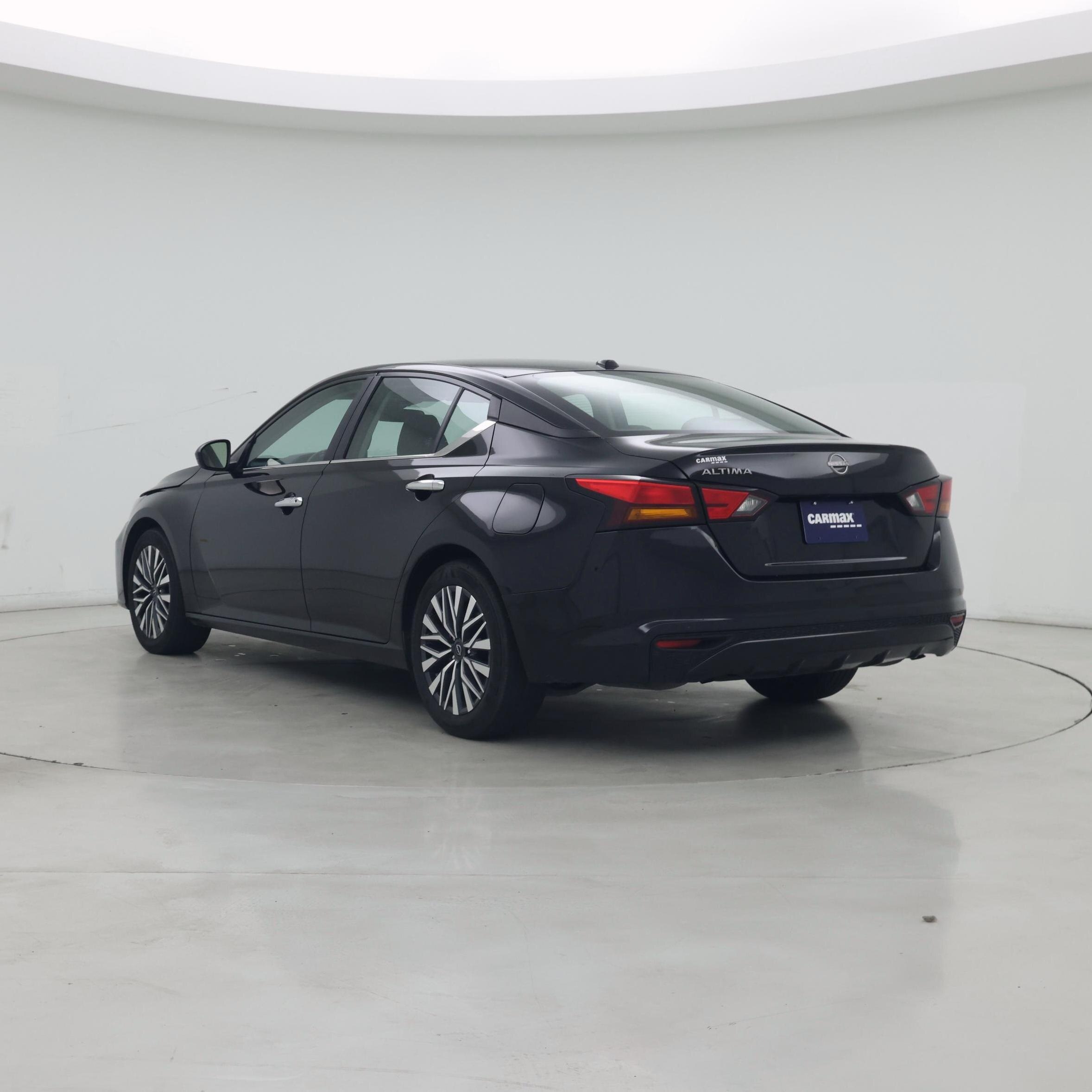 Thumbnail: 2025 Nissan Altima - 2