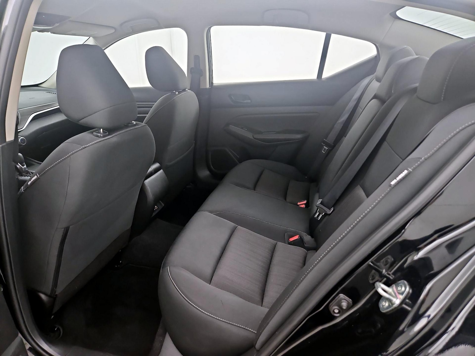 2025 Nissan Altima SV - Photo 20