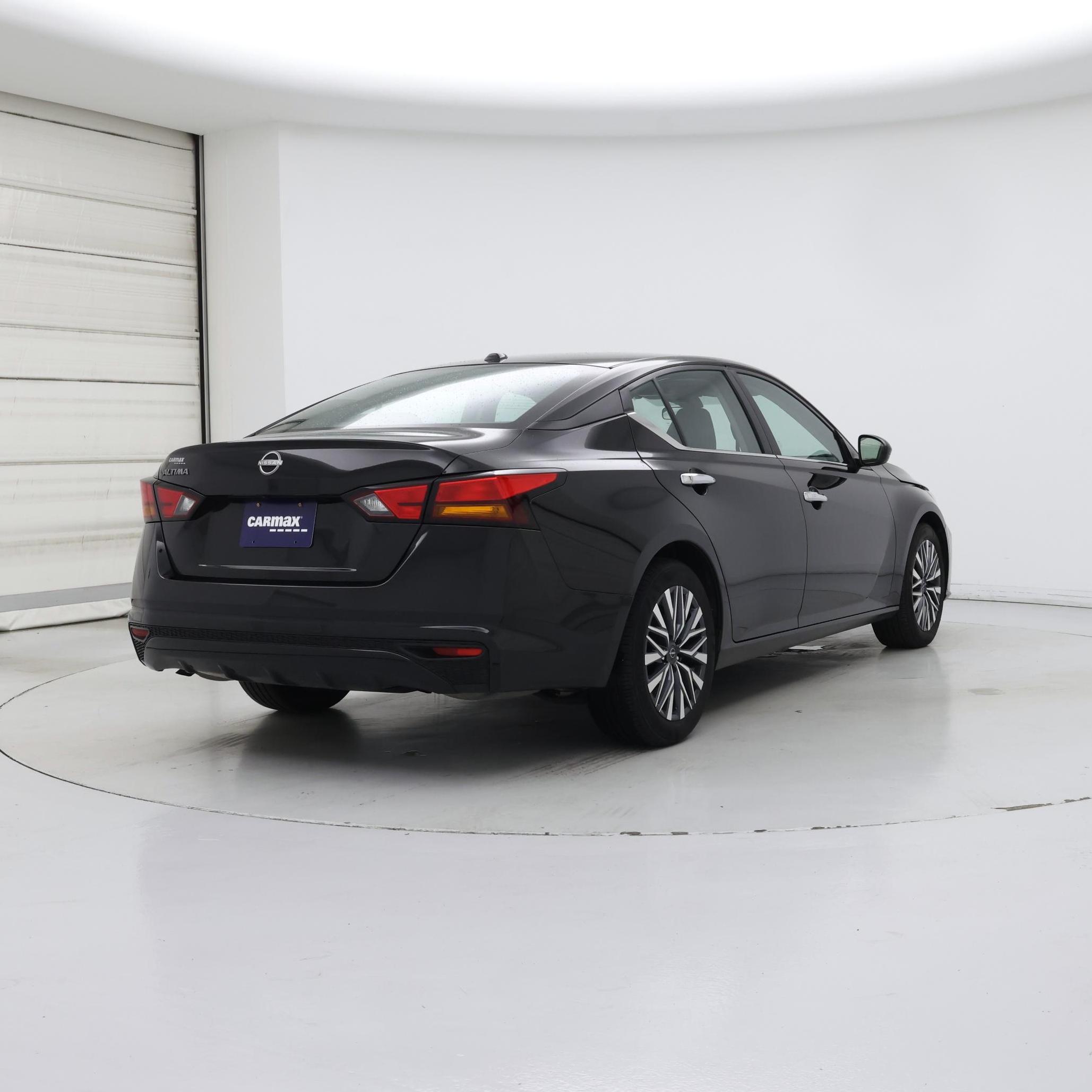 Thumbnail: 2025 Nissan Altima - 8