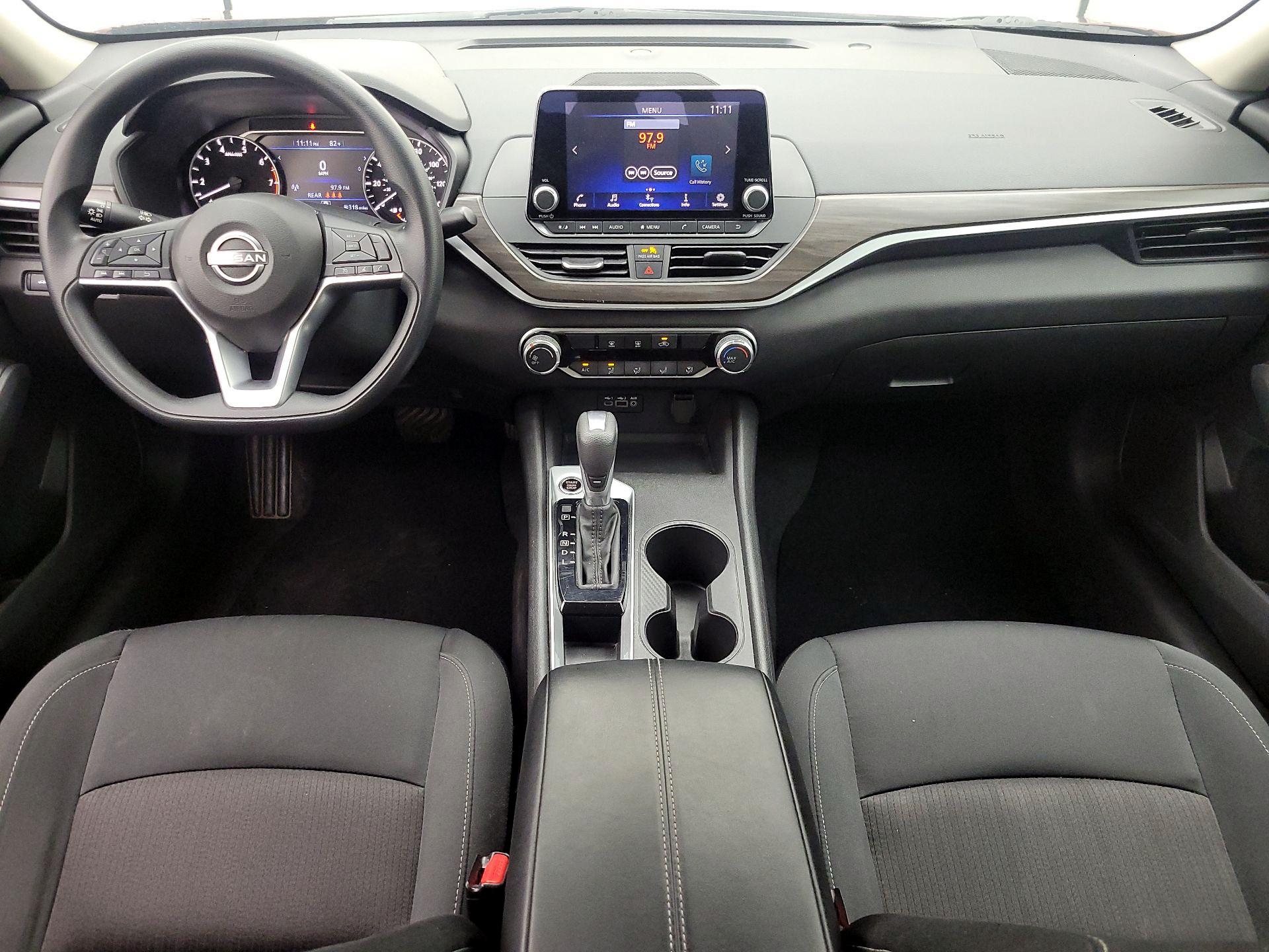 Thumbnail: 2025 Nissan Altima - 9