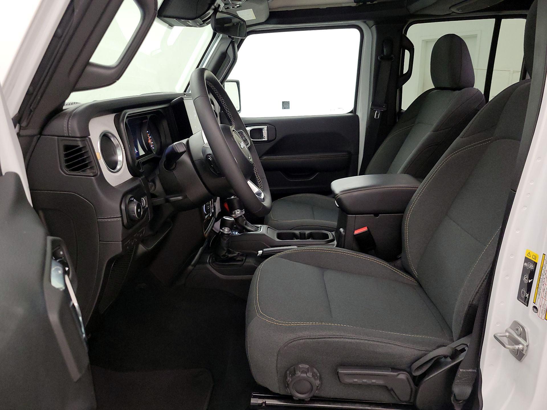 Thumbnail: 2025 Jeep Wrangler - 11