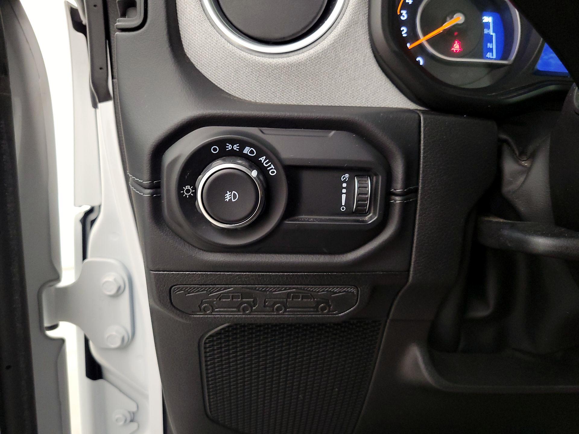 Thumbnail: 2025 Jeep Wrangler - 13