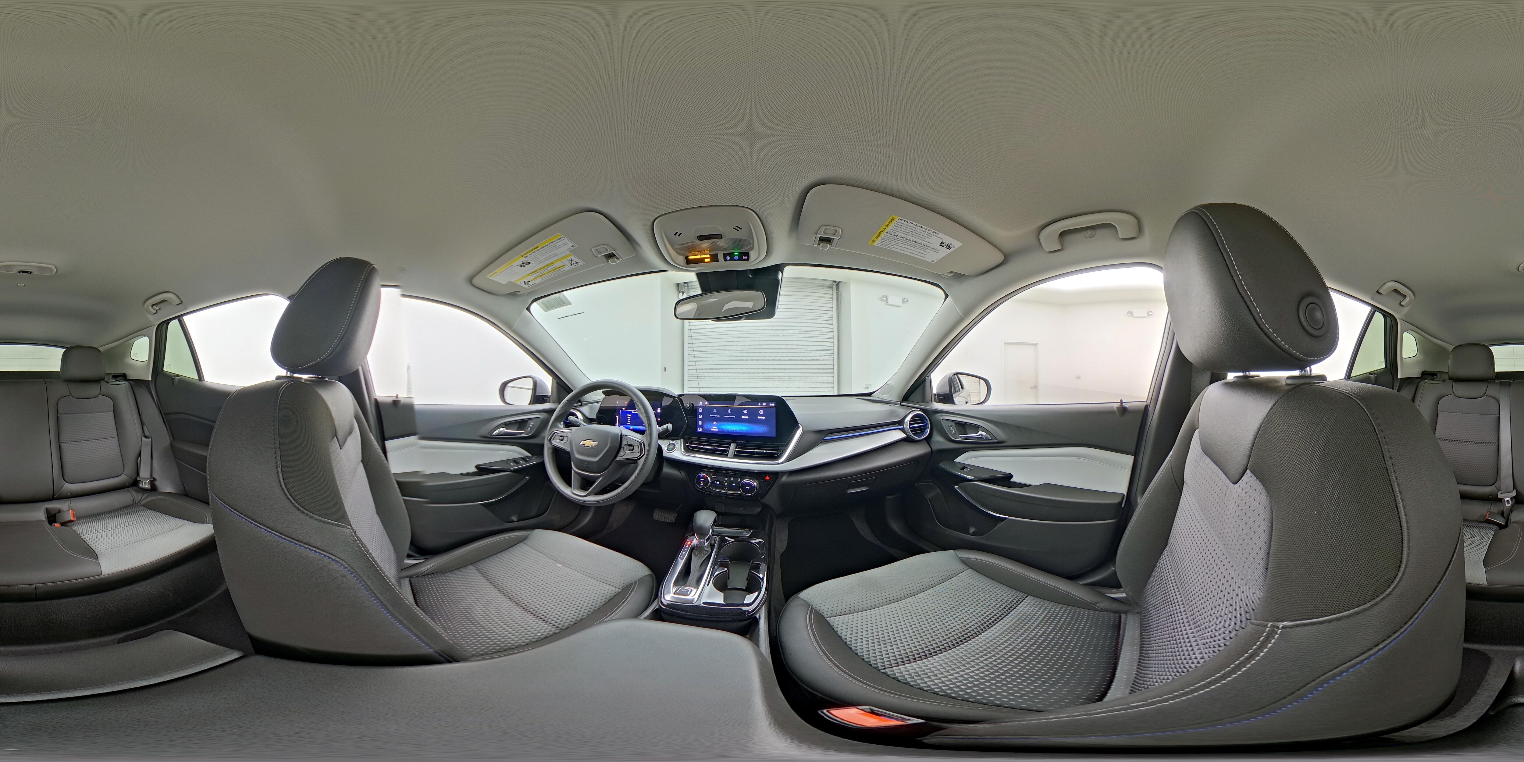 2025 Chevrolet Trax LT - Photo 21