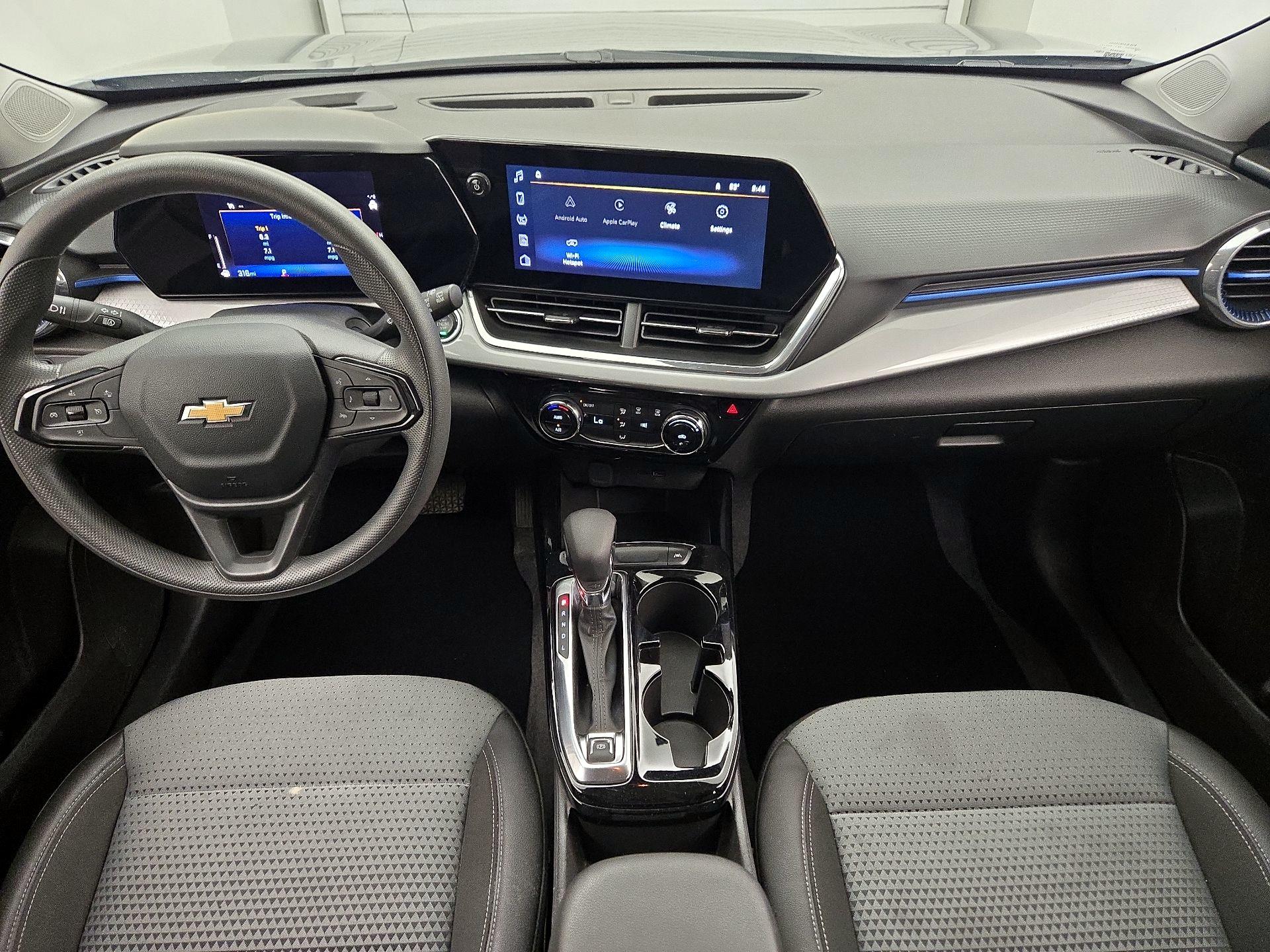 Thumbnail: 2025 Chevrolet Trax - 9