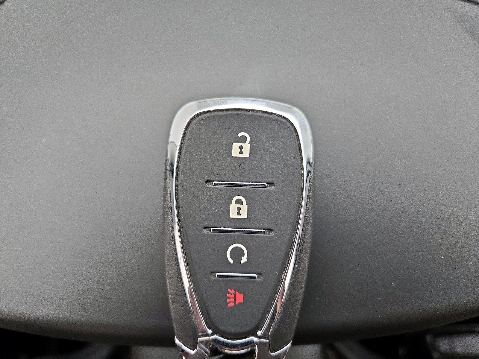 2025 Chevrolet Trax LT - Photo 20